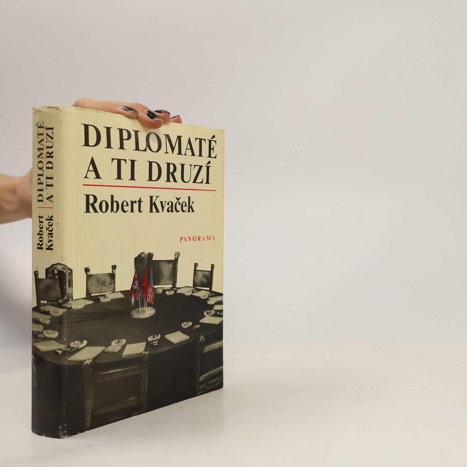 Robert Kvaček Diplomaté a ti druzí