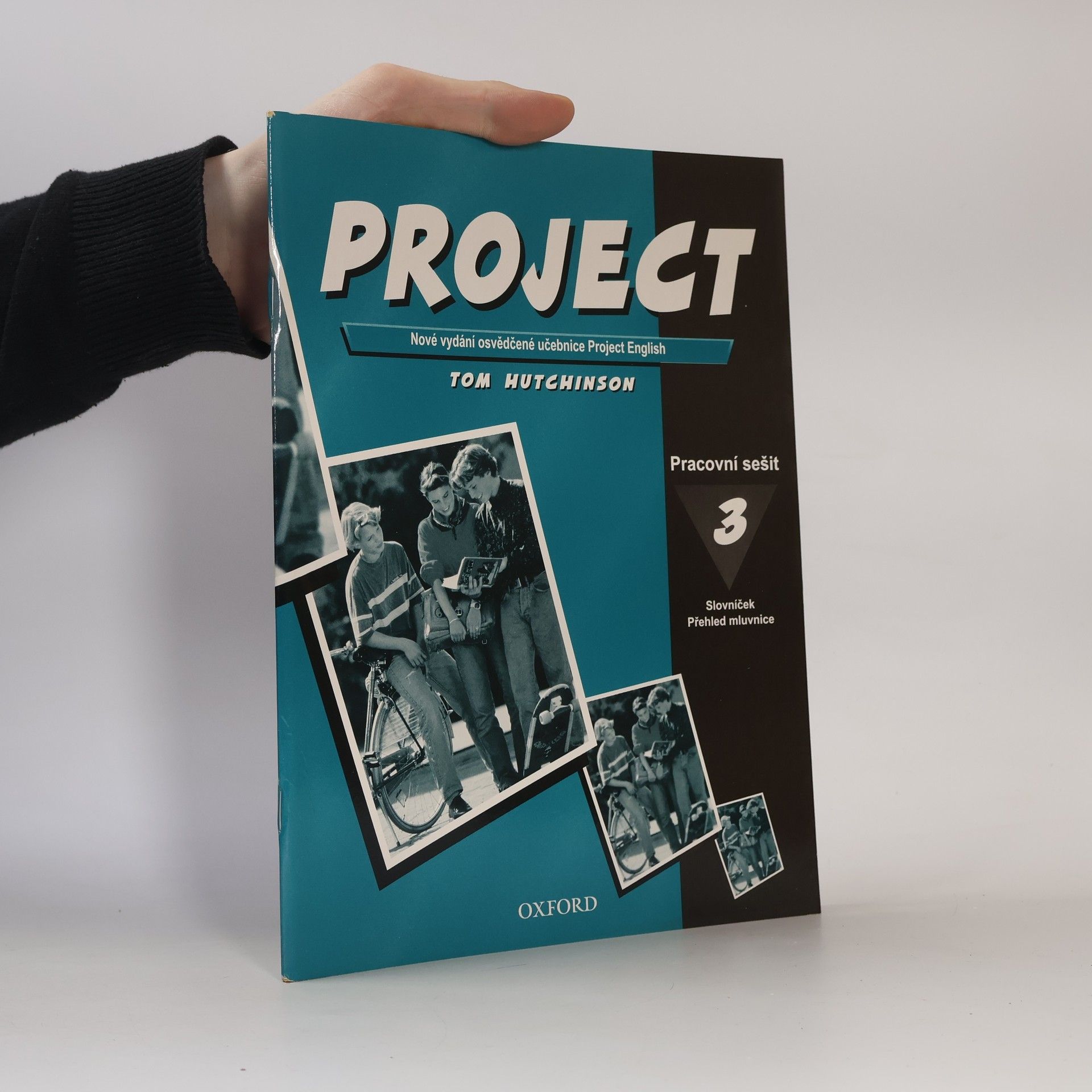 Tom Hutchinson Project 3 workbook czech edition
