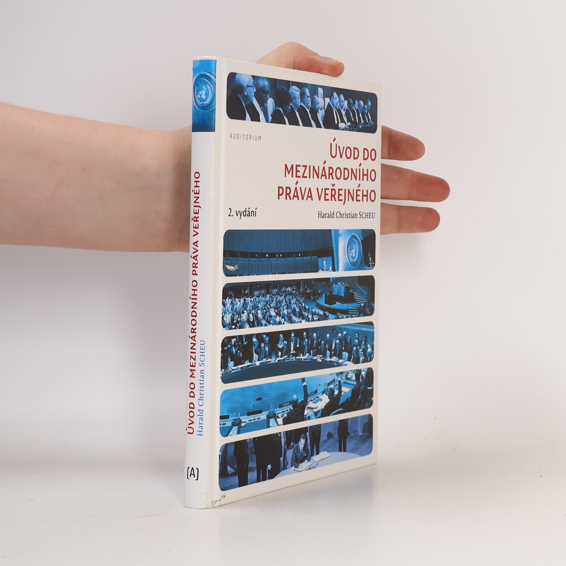 Harald Christian Scheu Úvod do mezinárodního práva veřejného