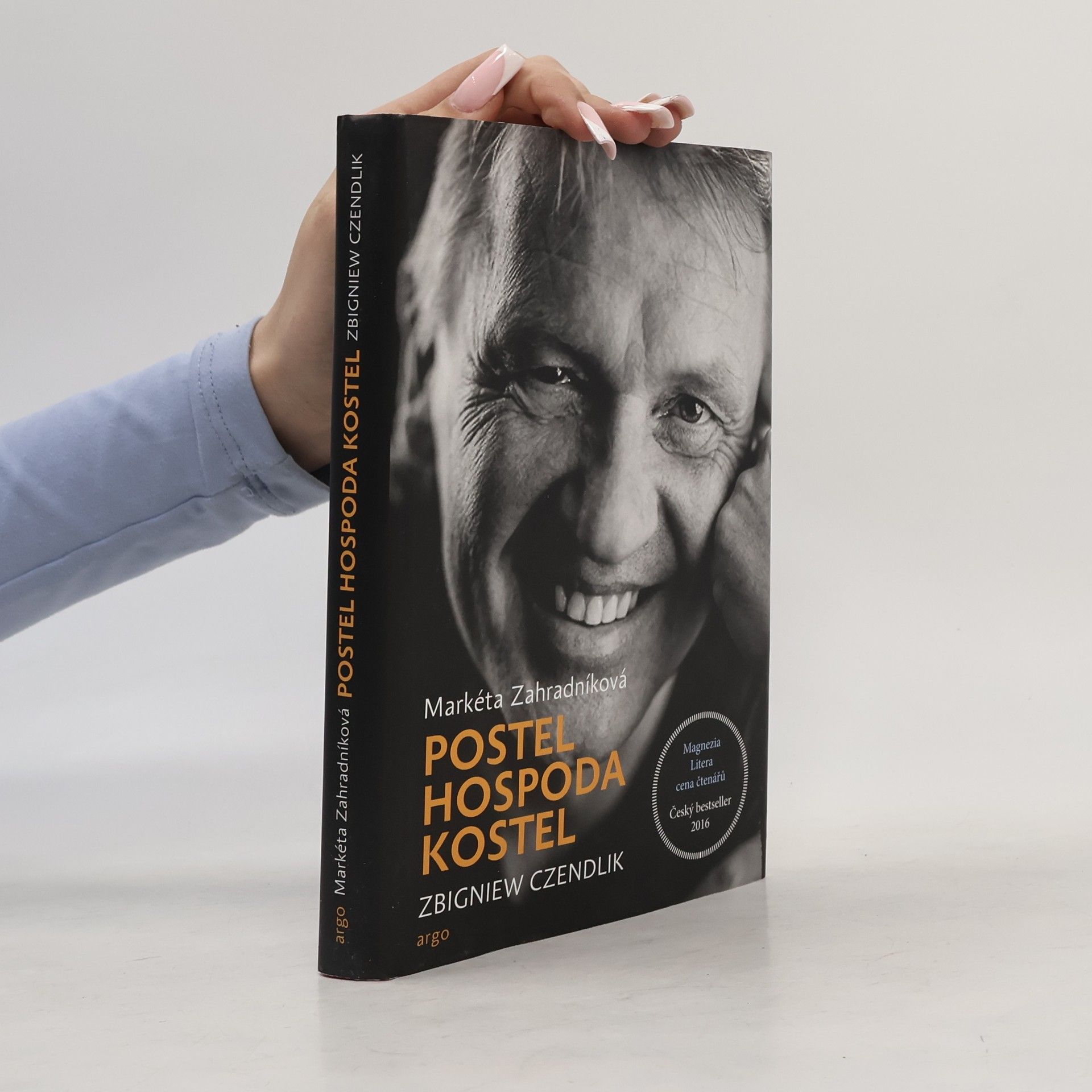 Markéta Zahradníková Postel, hospoda, kostel