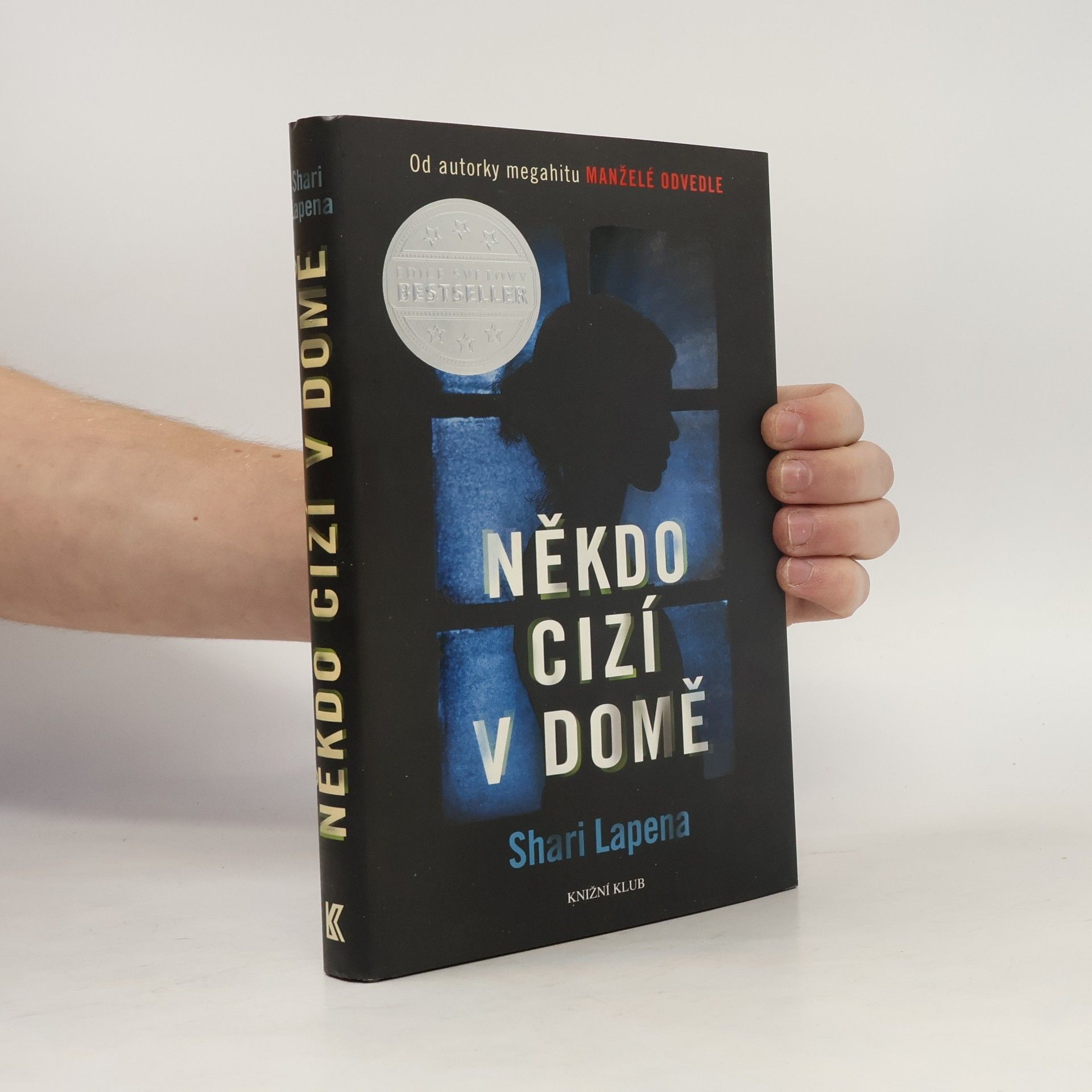 Shari Lapena Někdo cizí v domě