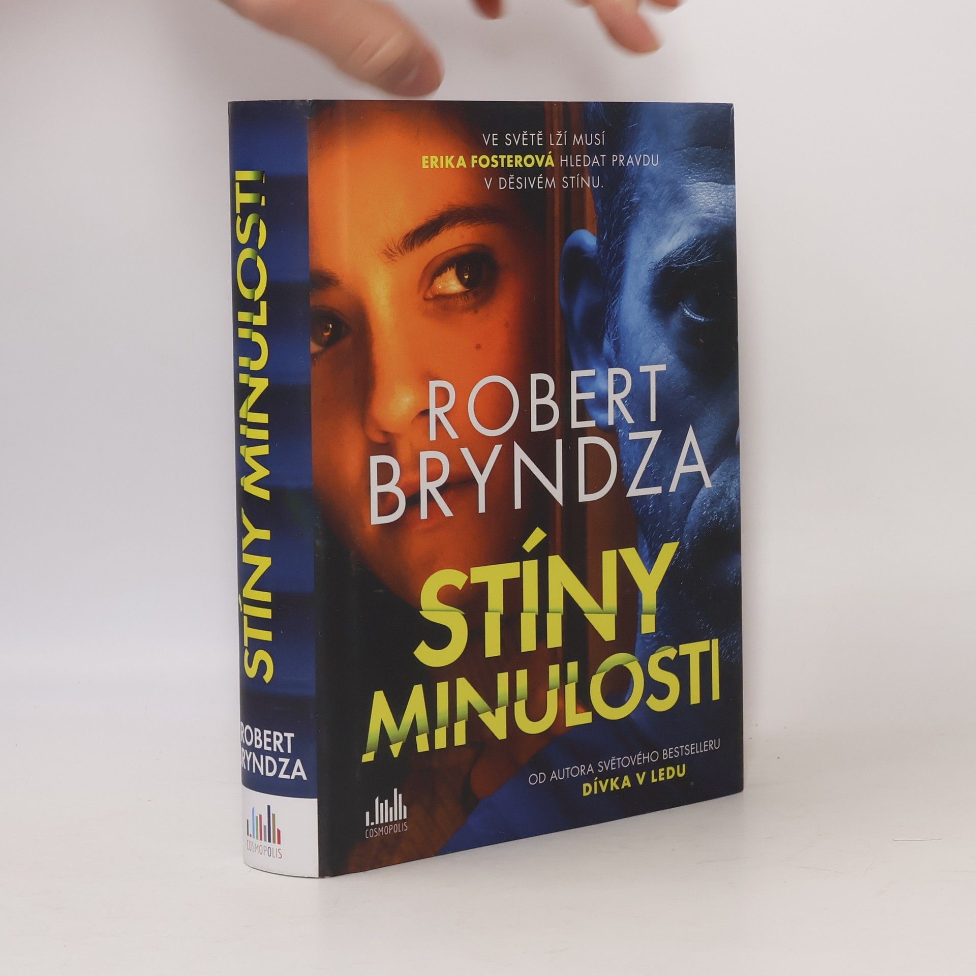 Stíny minulosti