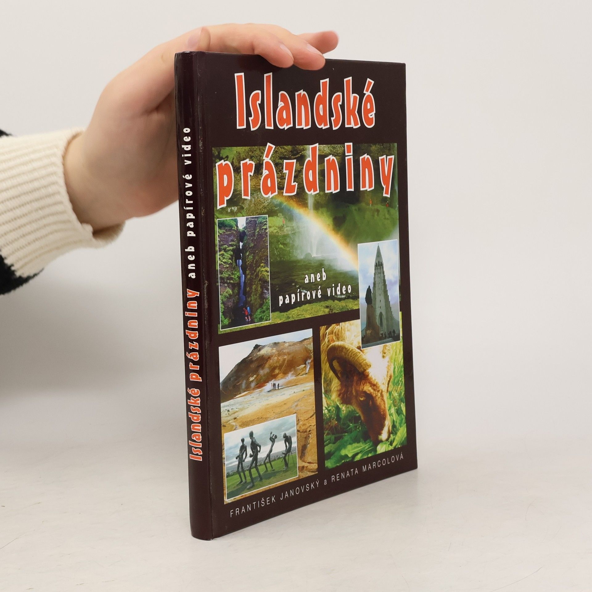 Renata Marcolová Islandské prázdniny aneb Papírové video