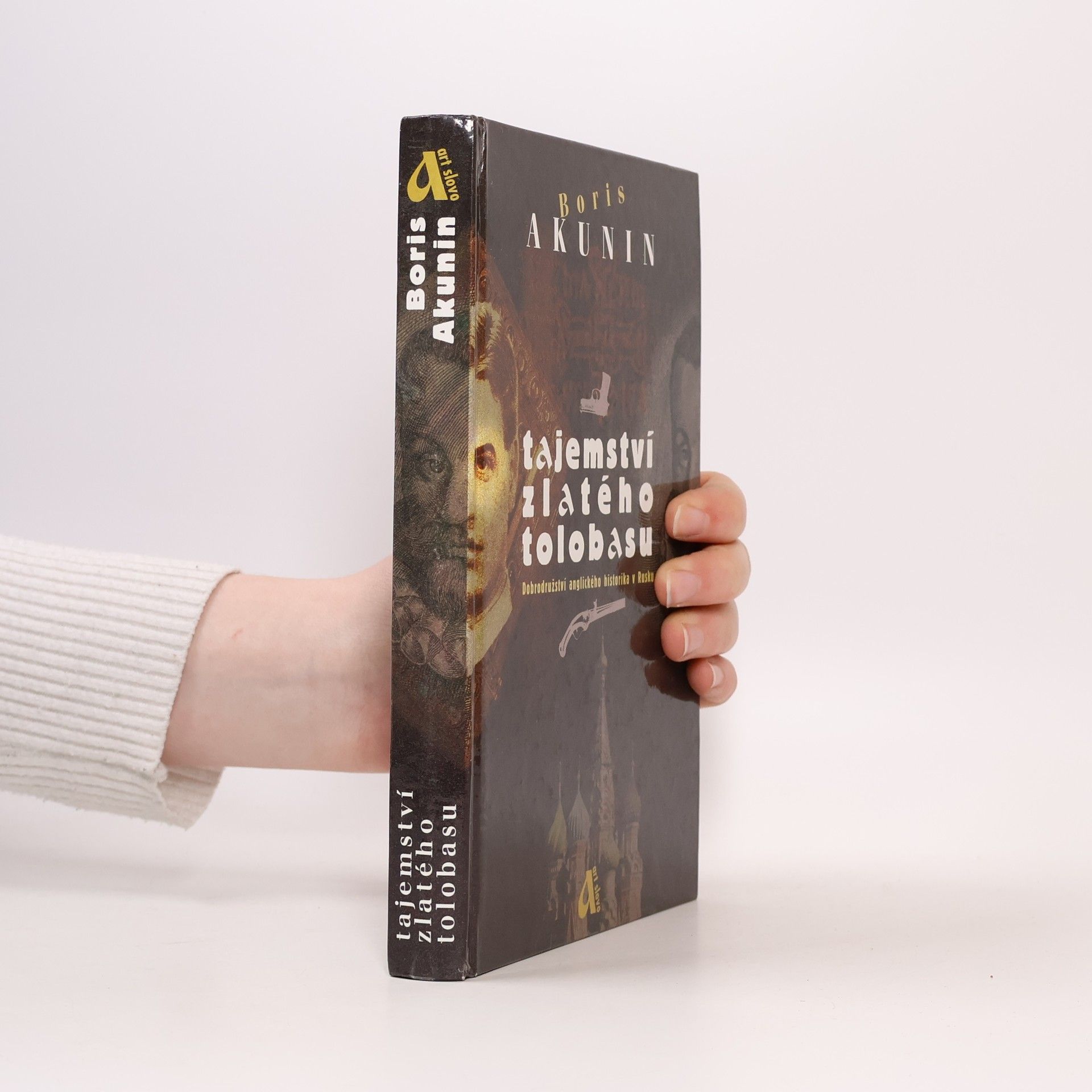 Boris Akunin Tajemství zlatého tolobasu