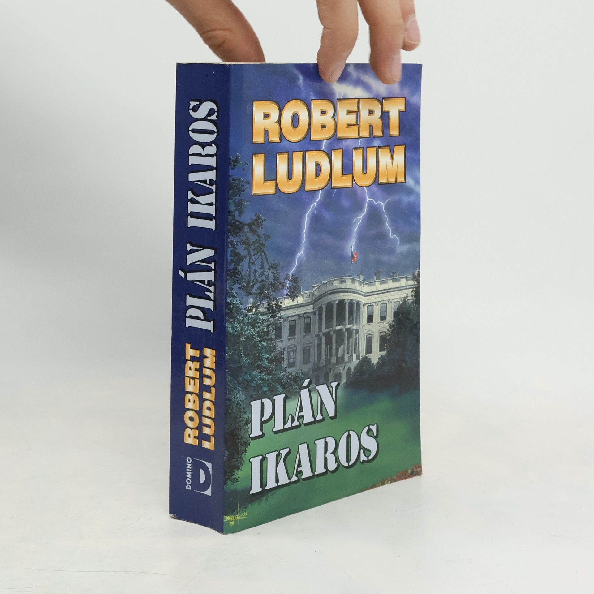 Robert Ludlum Plán Ikaros