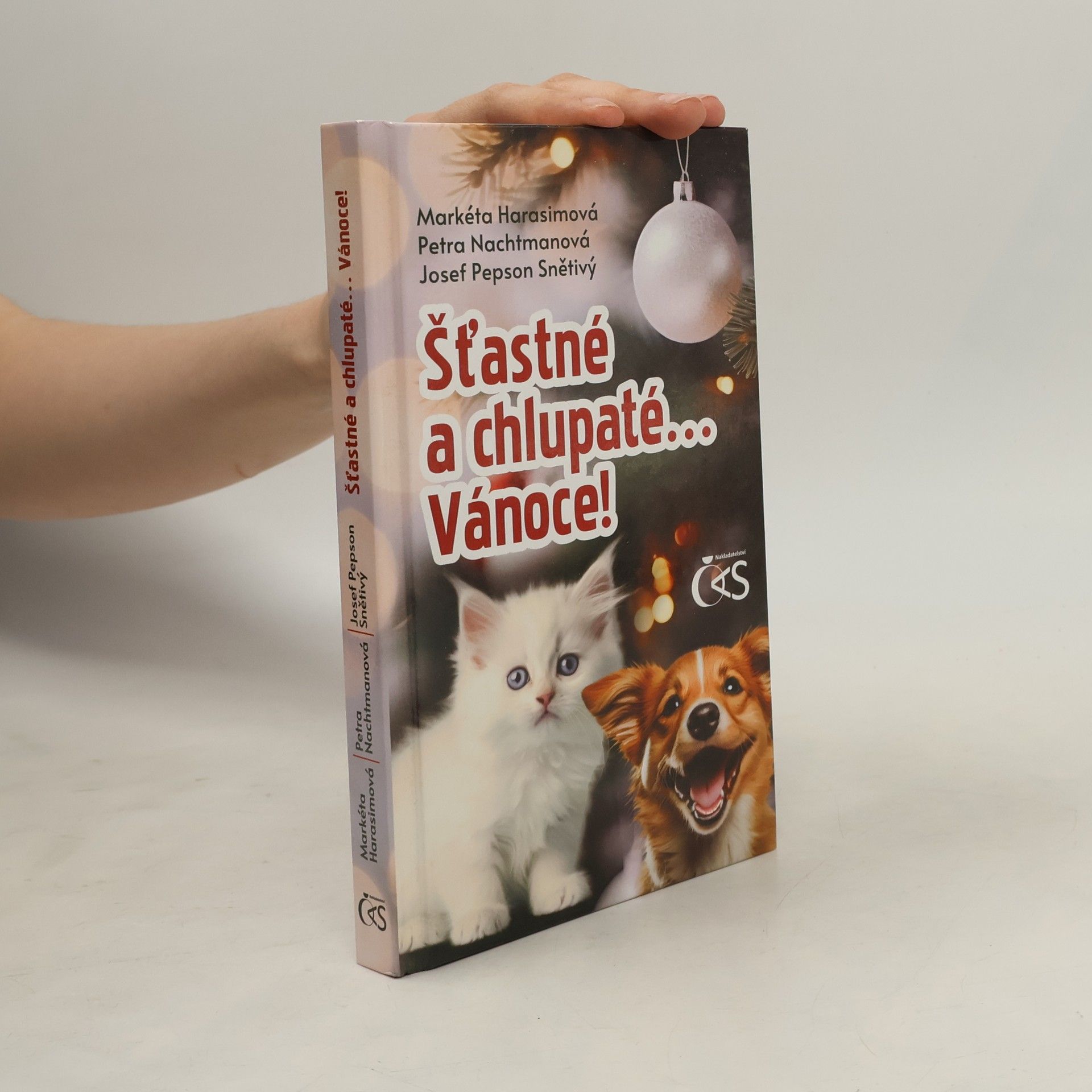 Markéta Harasimová Šťastné a chlupaté... Vánoce!