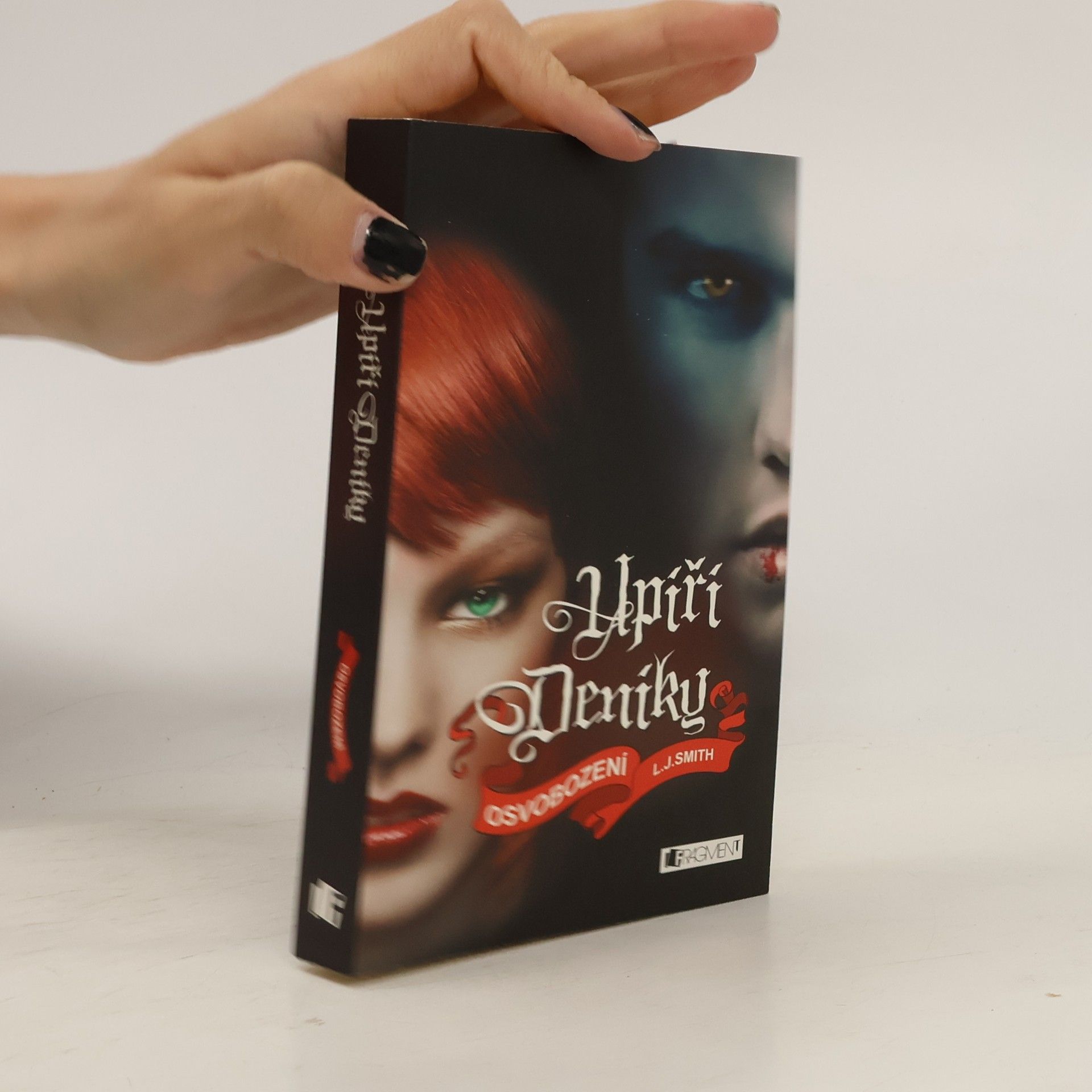 Lisa J. Smith Upíří deníky. Osvobození