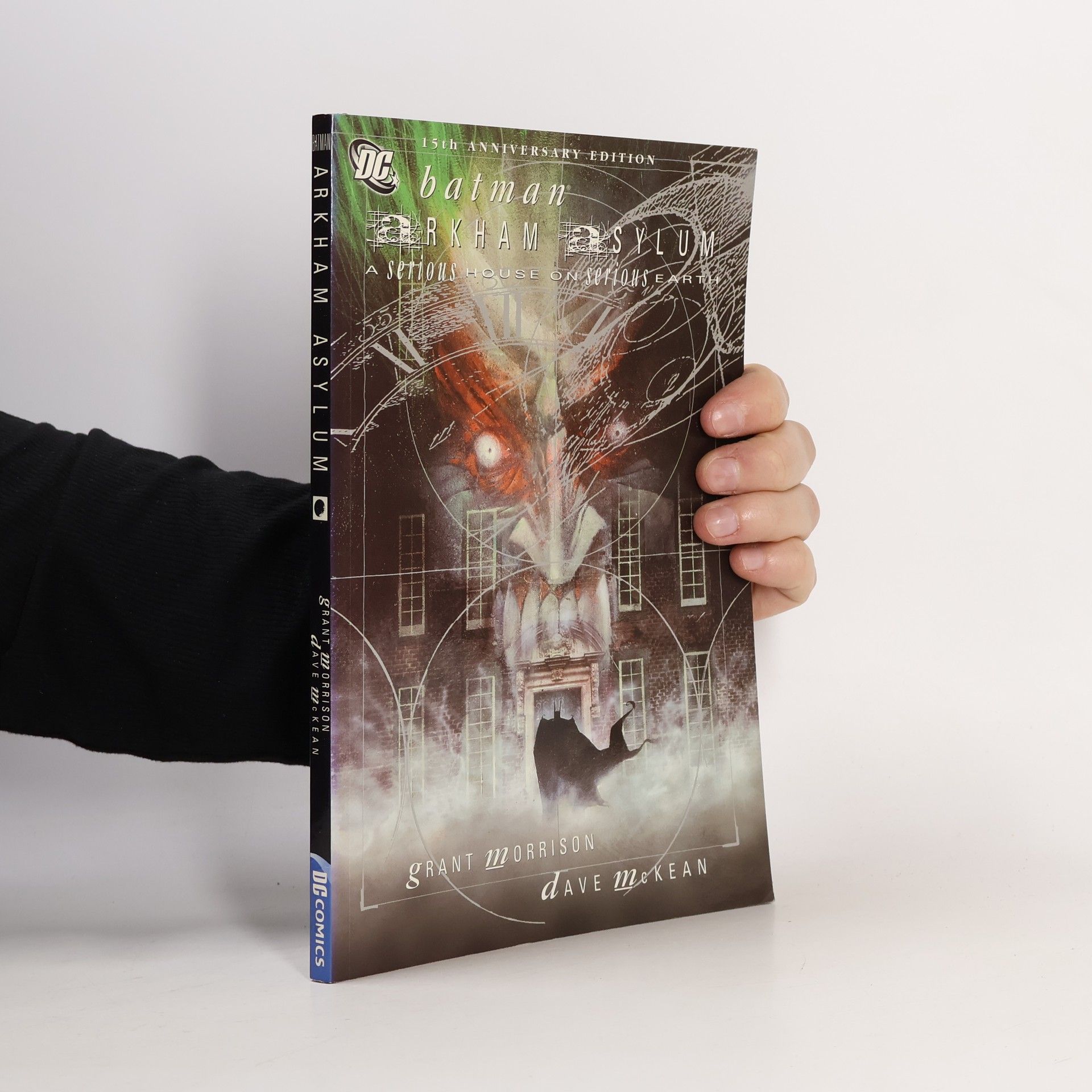 Grant Morrison Batman: Arkham Asylum