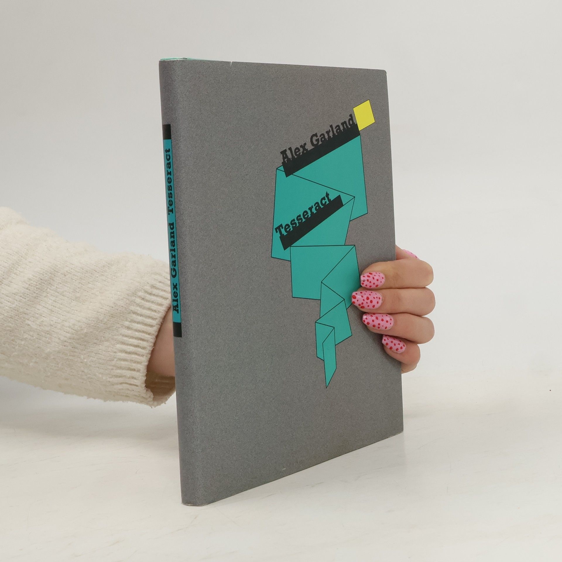 Alex Garland Tesseract