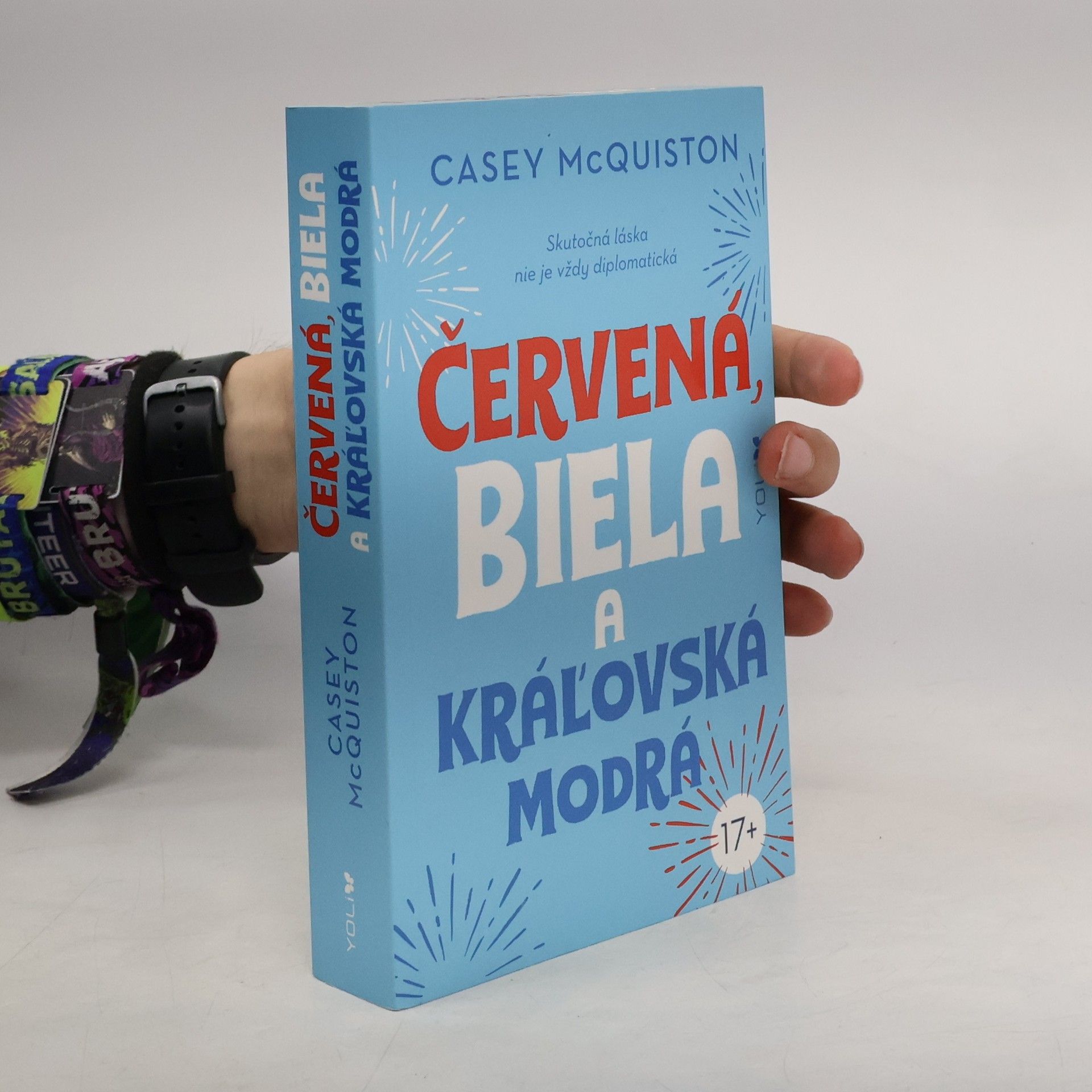 Casey McQuiston Červená, biela a kráľovská modrá