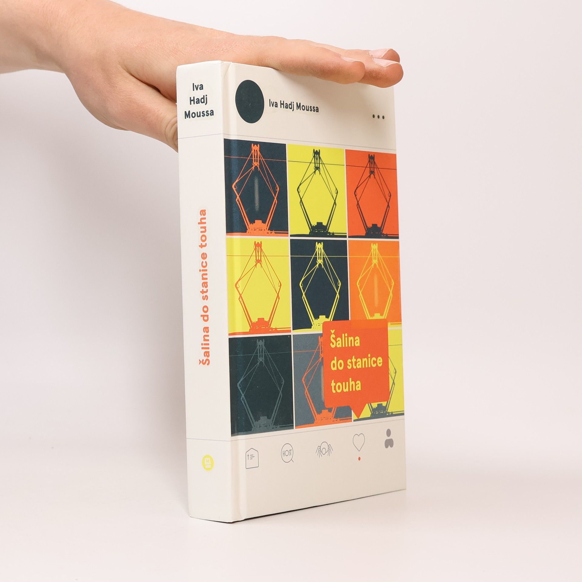 Iva Hadj Moussa Šalina do stanice touha