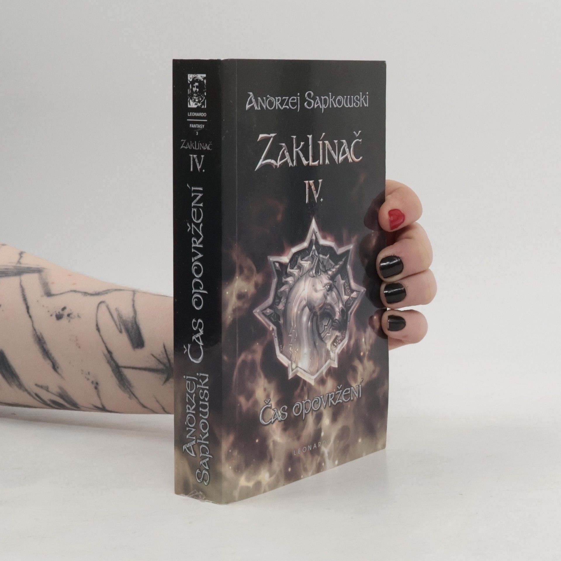 Andrzej Sapkowski Zaklínač IV. Čas opovržení