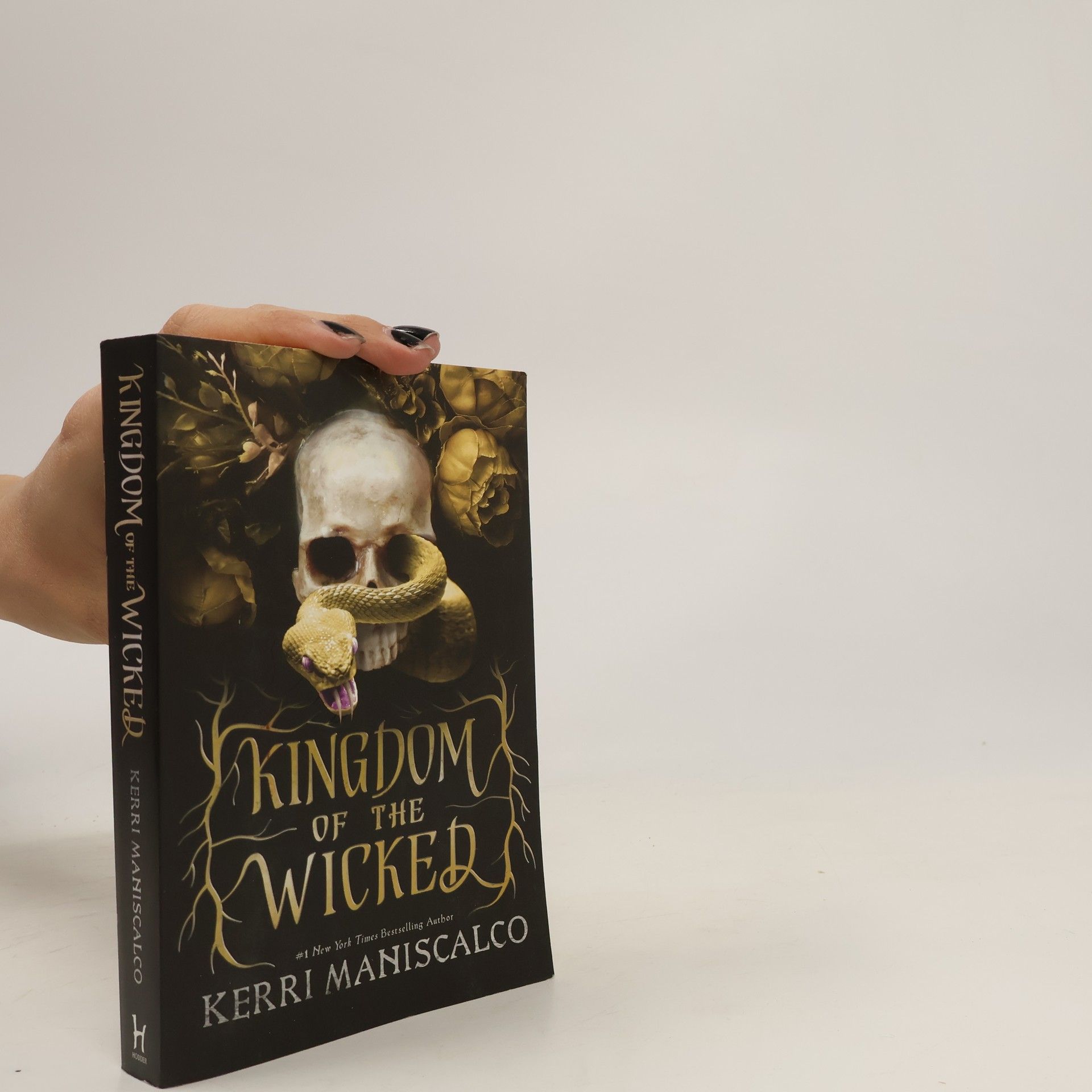 Kerri Maniscalco Kingdom of the Wicked