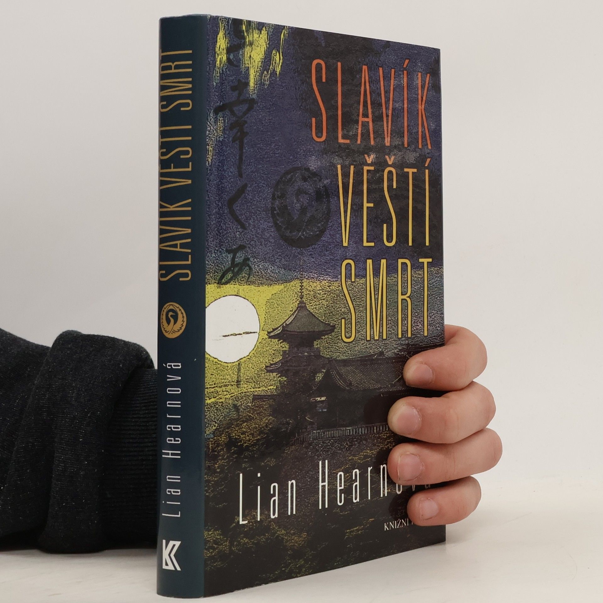Lian Hearn Slavík věští smrt