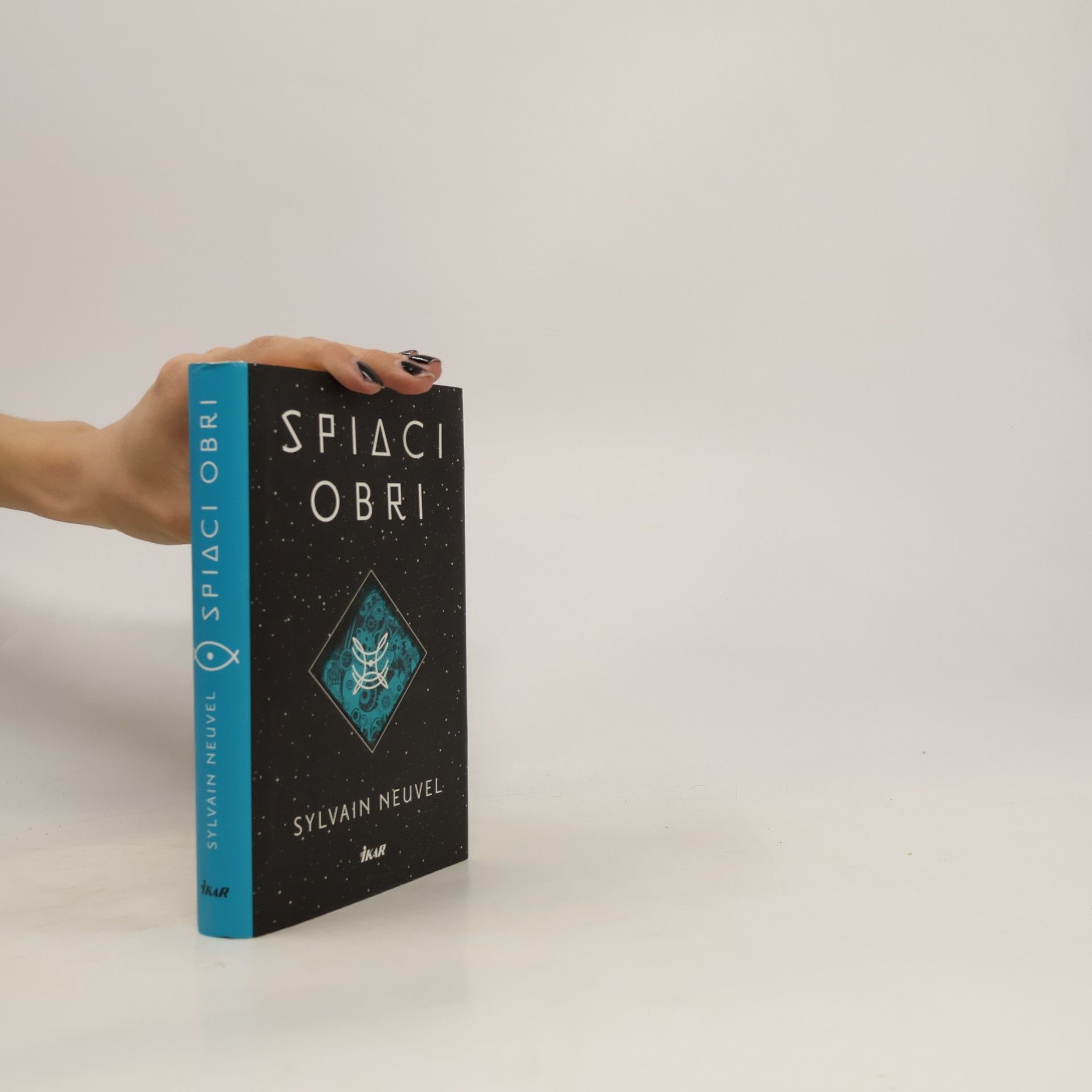 Sylvain Neuvel Spiaci obri