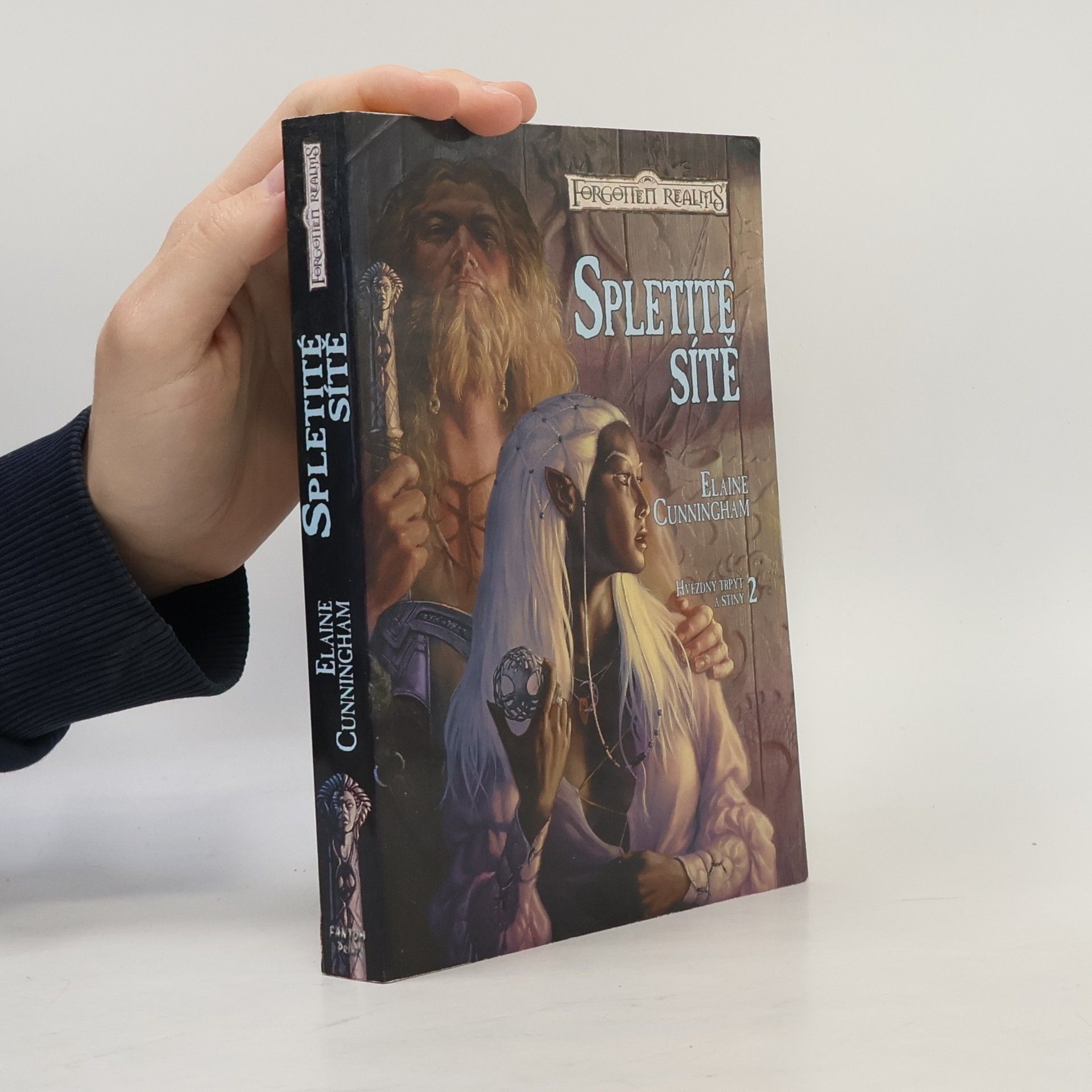 Elaine Cunningham Spletité sítě. Hvězdný třpyt a stíny (2. díl)