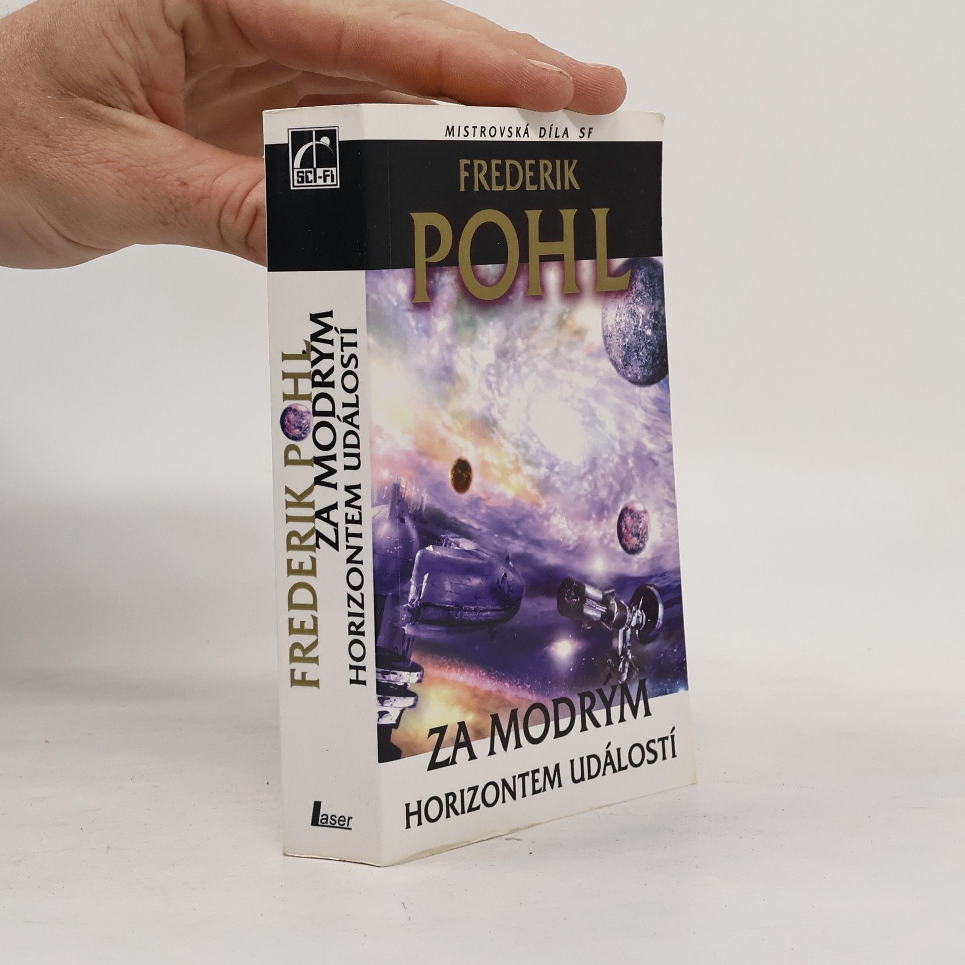 Frederik Pohl Za modrým horizontem událostí