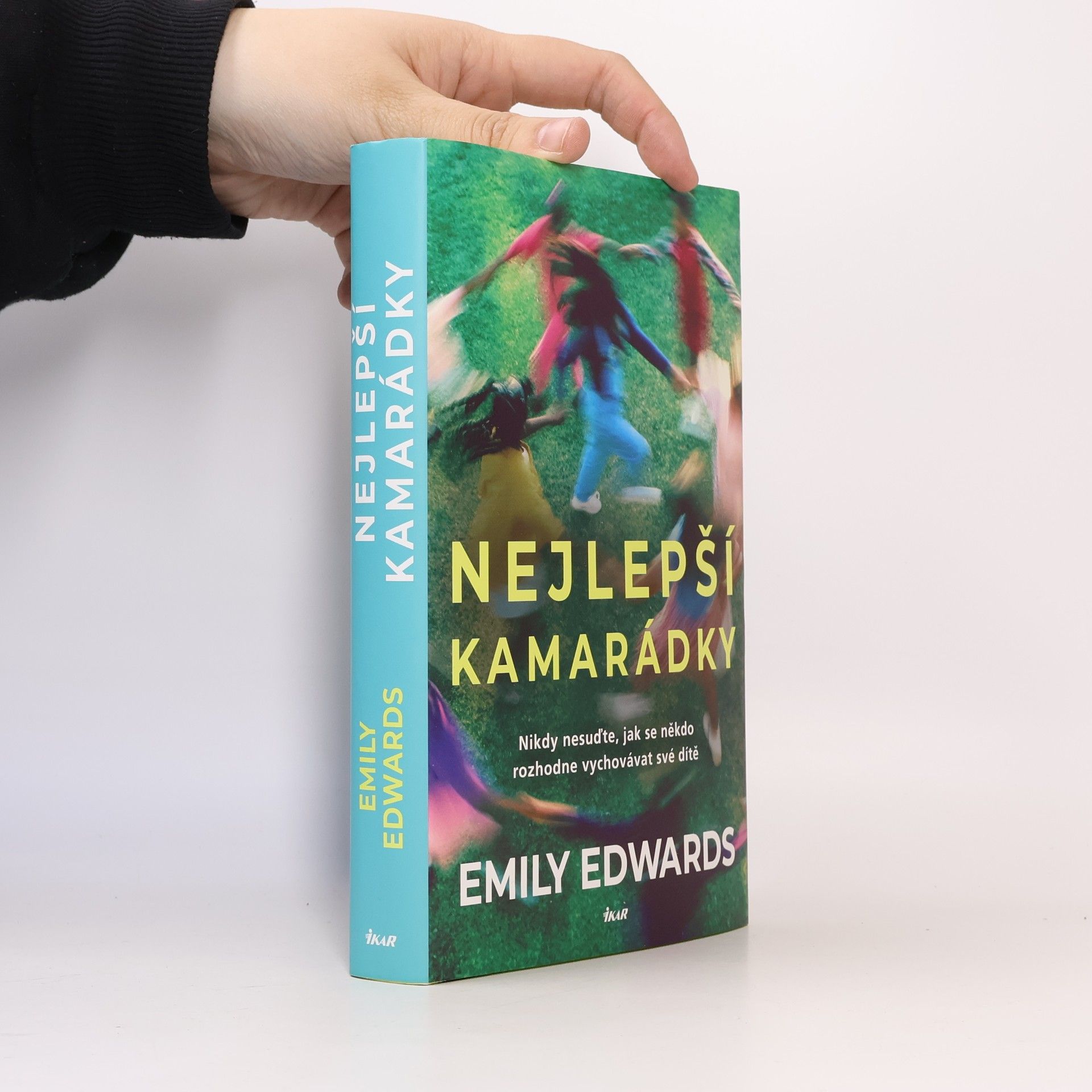 Emily Edwards Nejlepší kamarádky