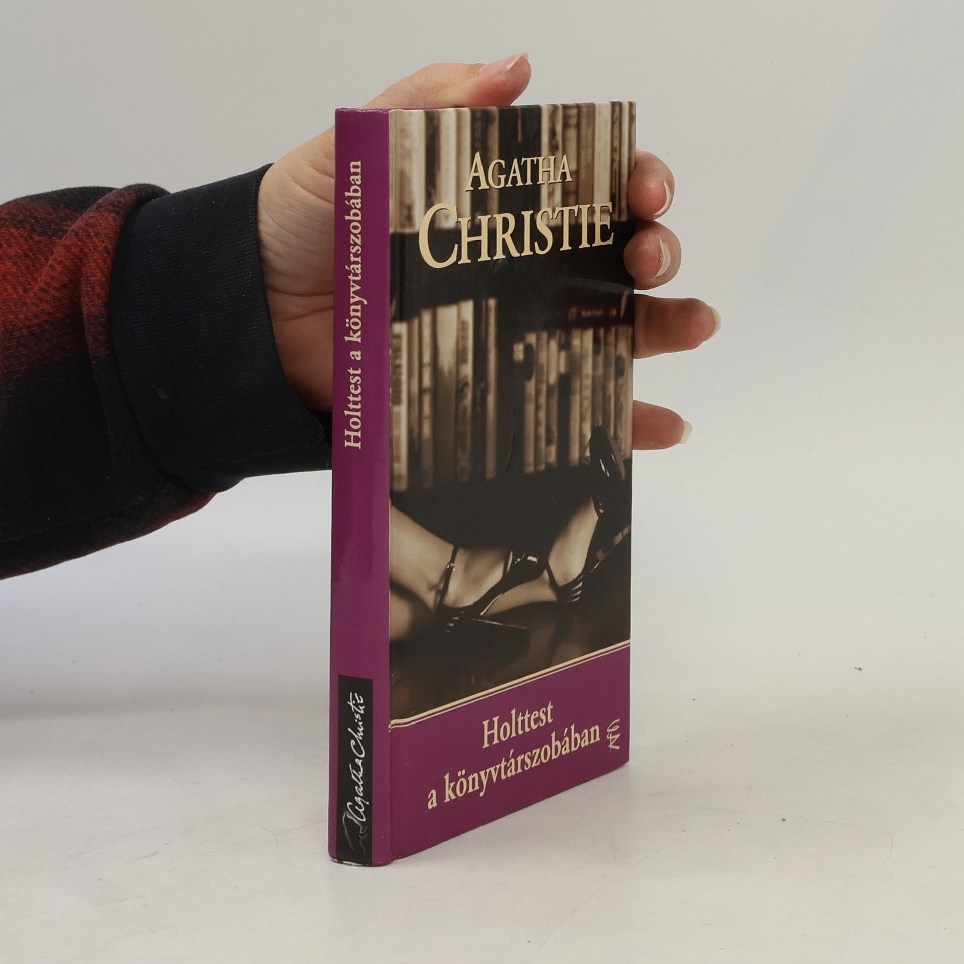 Agatha Christie Holttest a könyvtárszobában