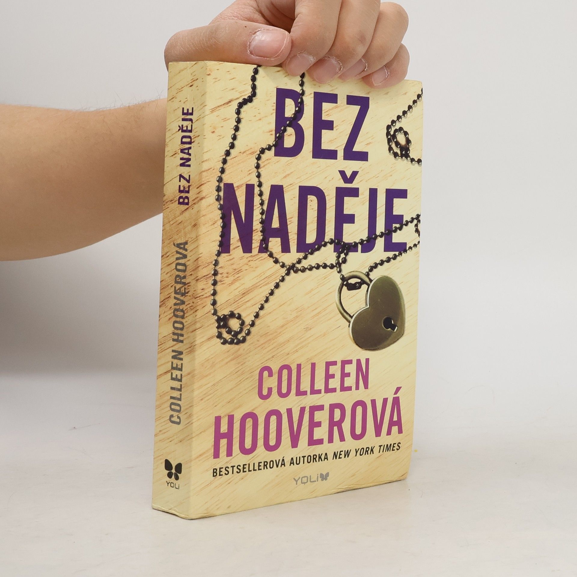 Colleen Hoover Bez naděje