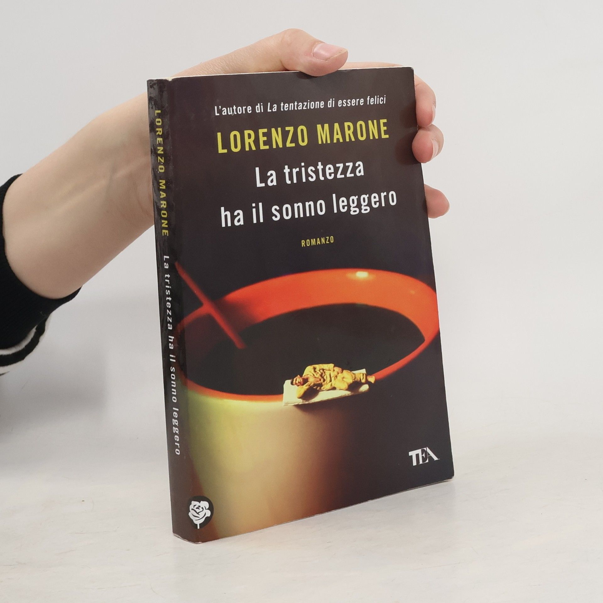 Lorenzo Marone La tristezza ha il sonno leggero