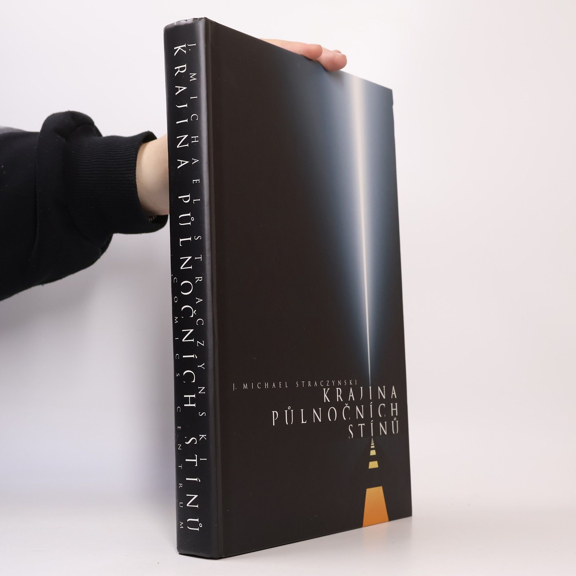 J. Michael Straczynski Krajina půlnočních stínů
