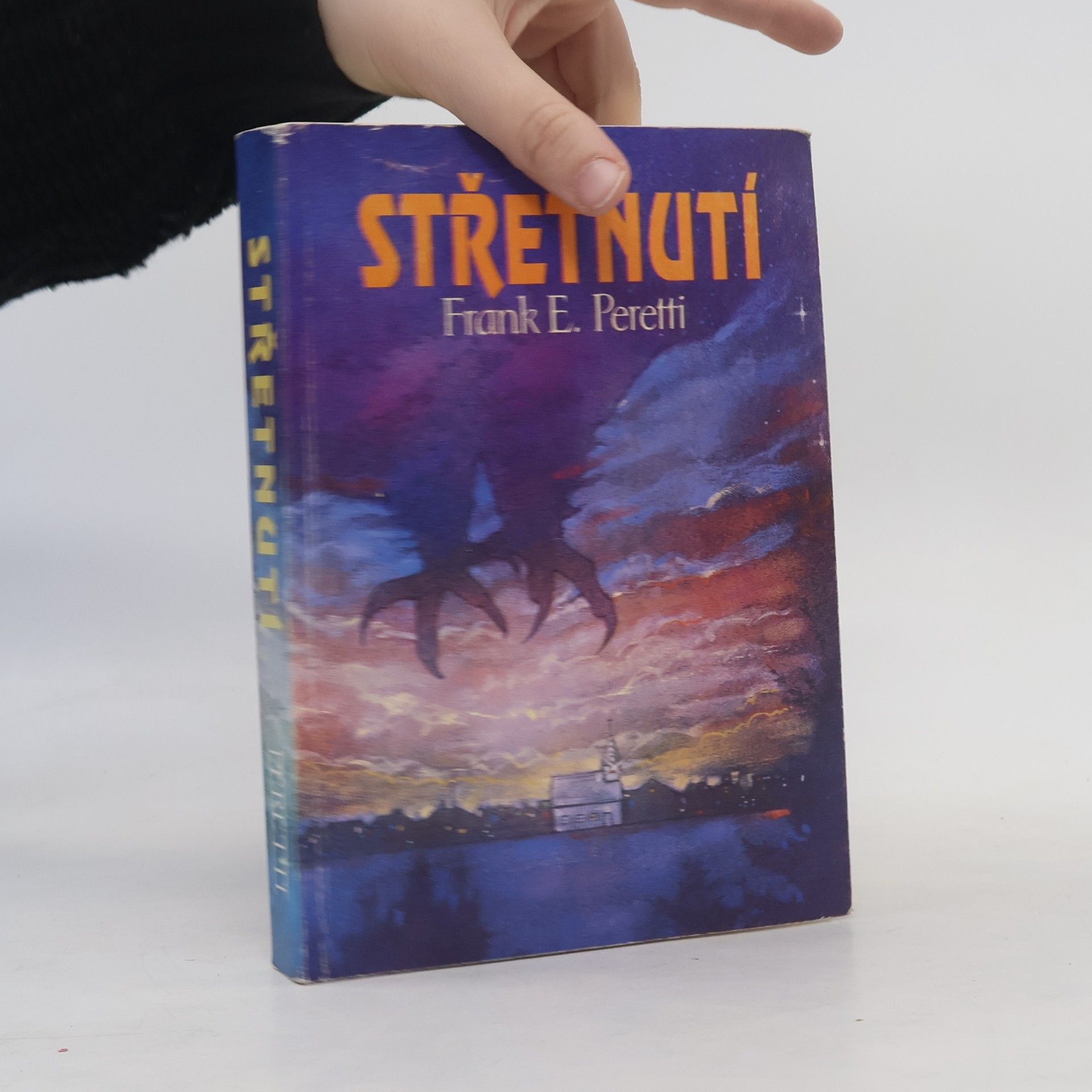 Frank E. Peretti Střetnutí