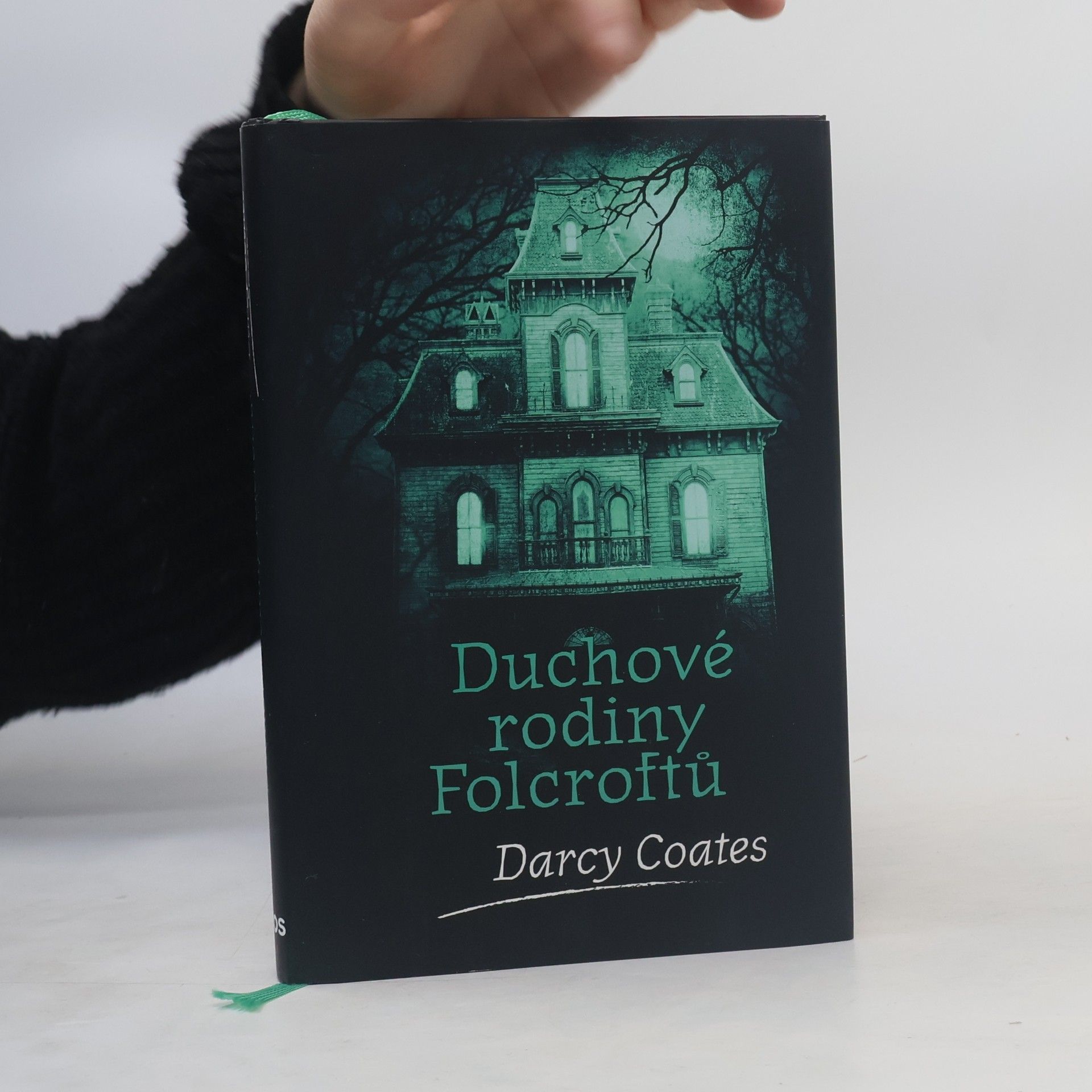Darcy Coates Duchové rodiny Folcroftů