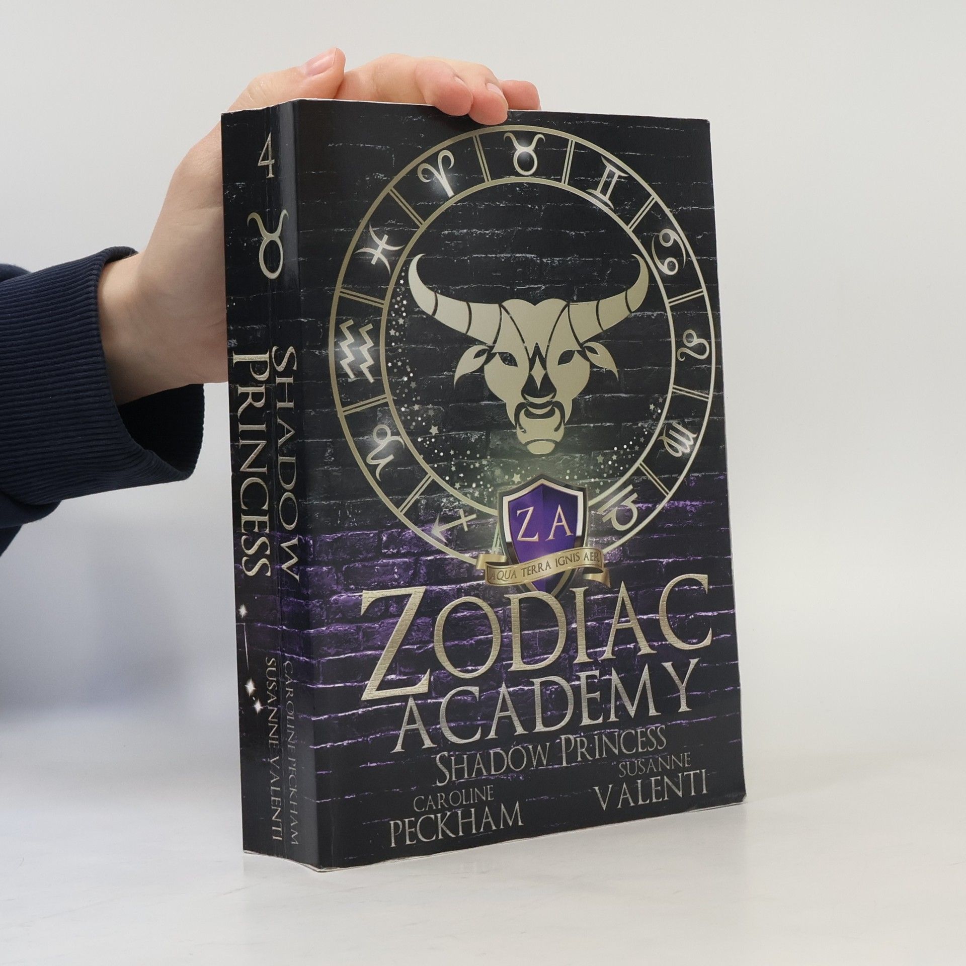 Caroline Peckham Zodiac Academy 4: Shadow Princess