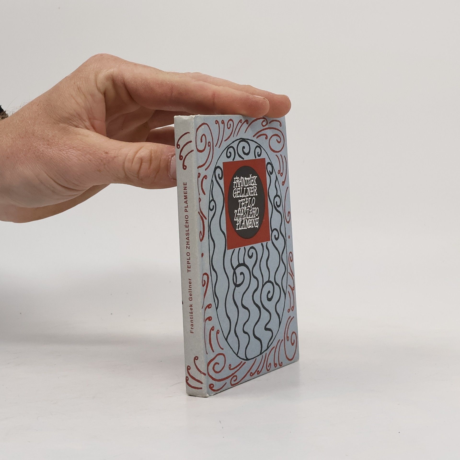 Vladimír Křivánek Teplo zhaslého plamene: Výbor z poezie