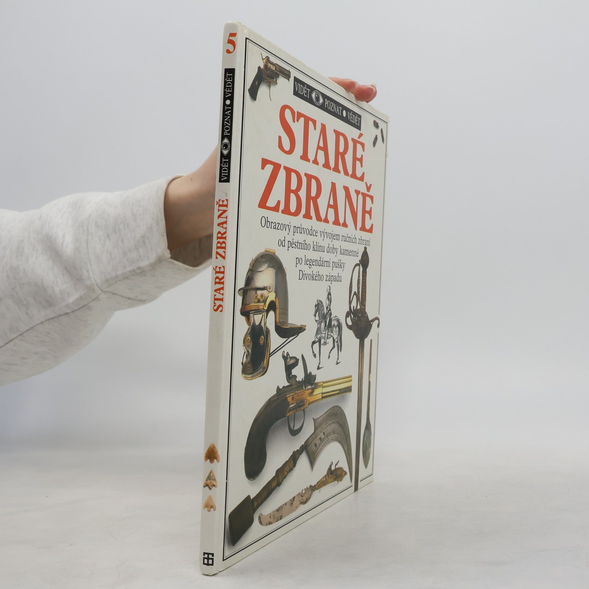 Michele Byam Staré zbraně