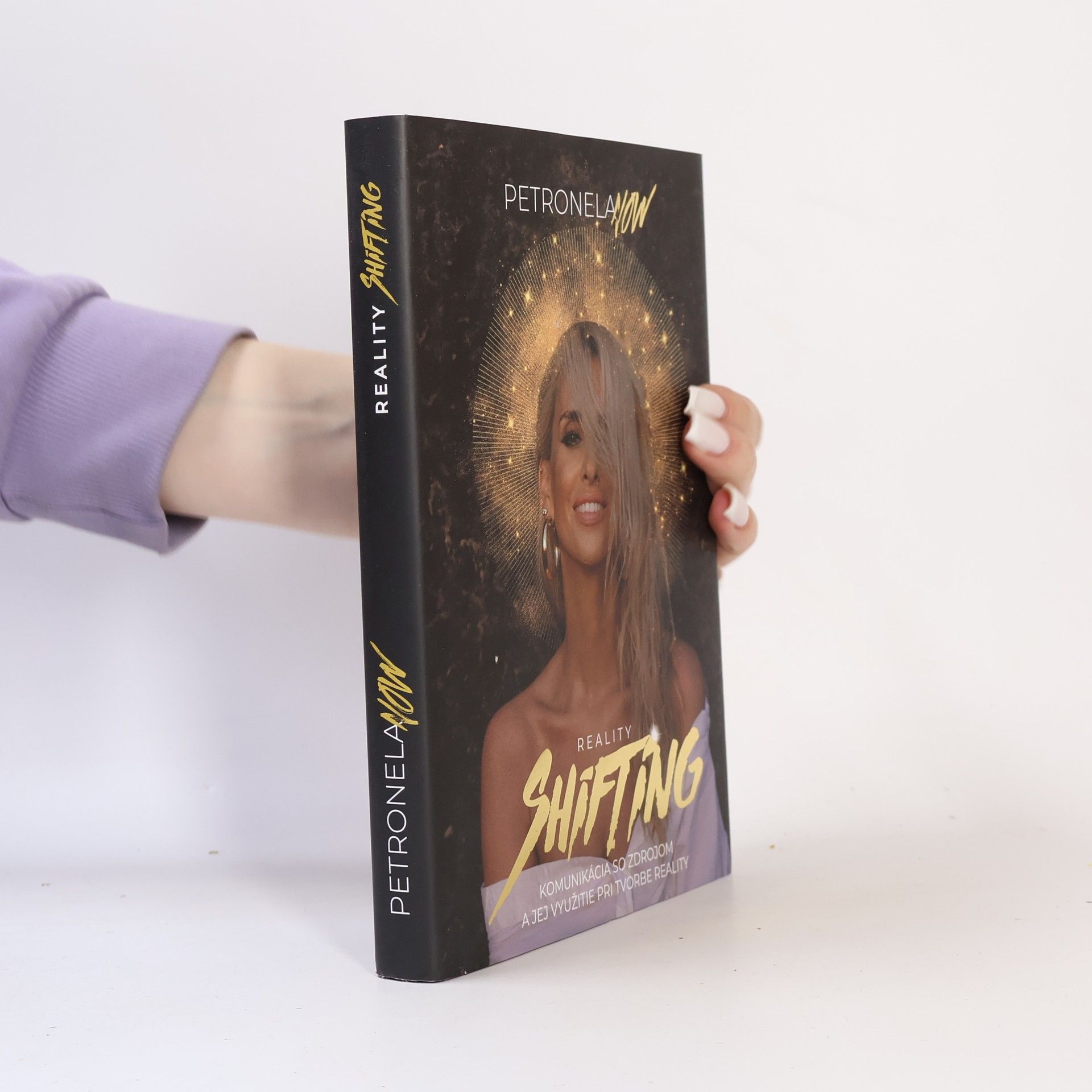 Petronela Now Reality Shifting