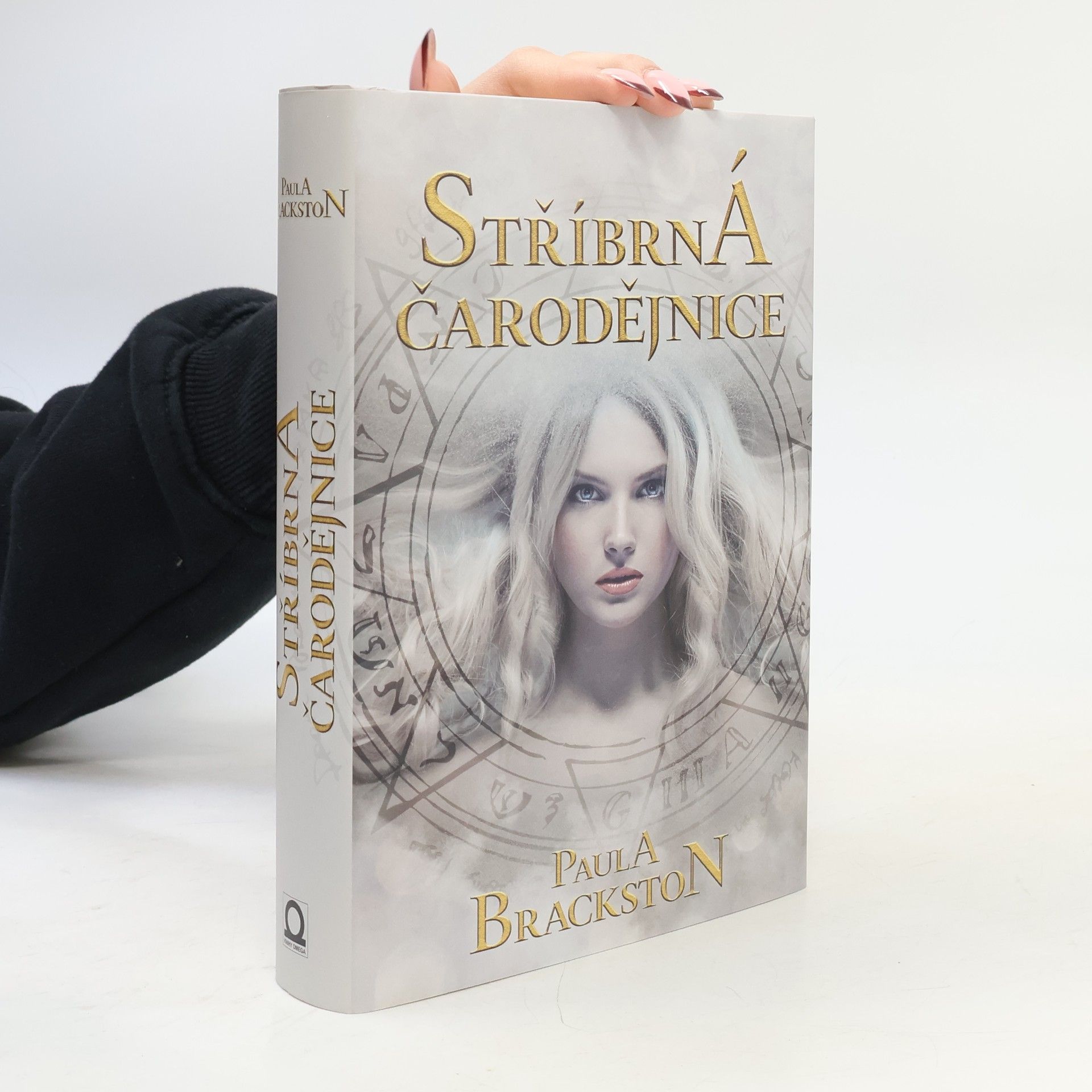 Paula Brackston Stříbrná čarodějnice