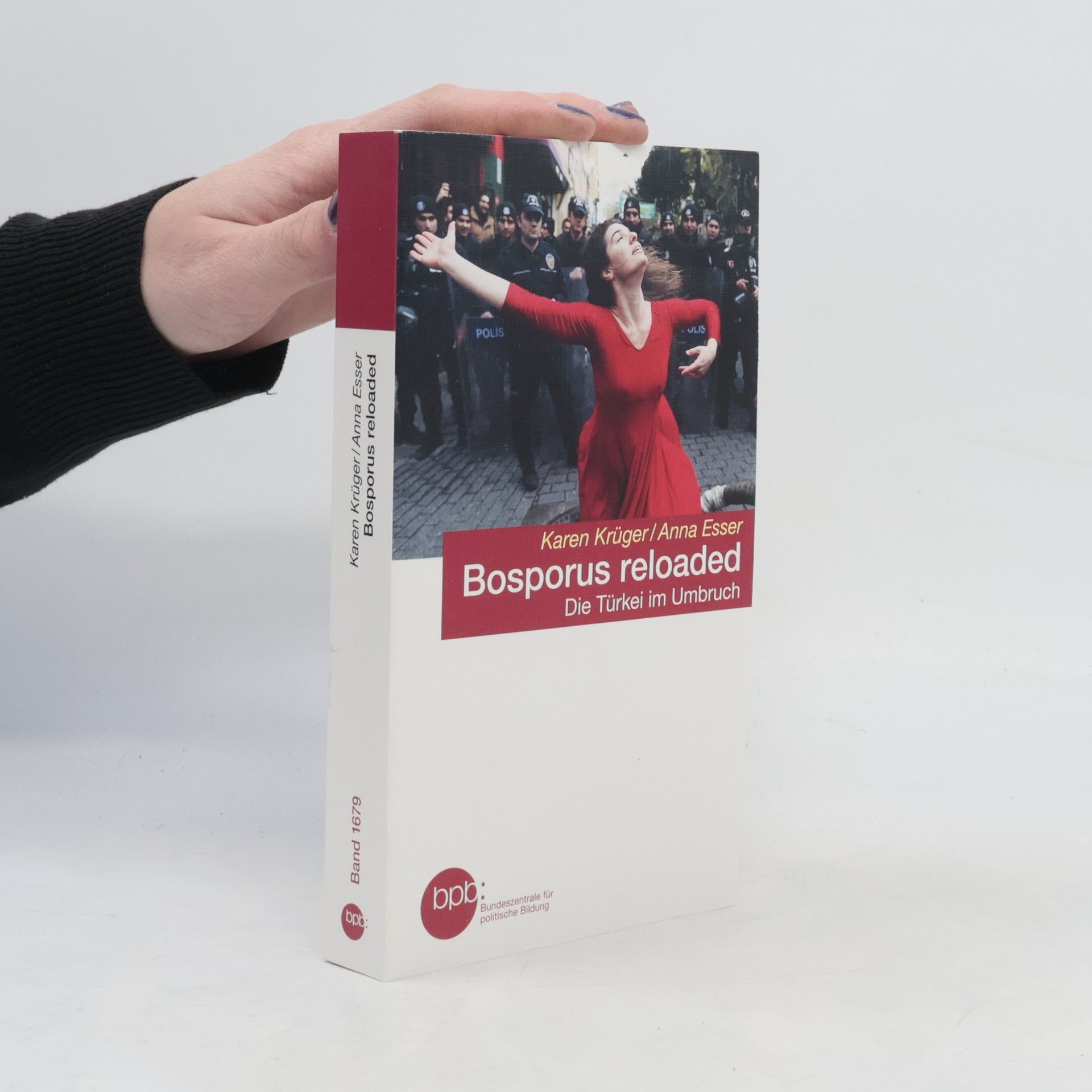 Anna Esser Bosporus reloaded