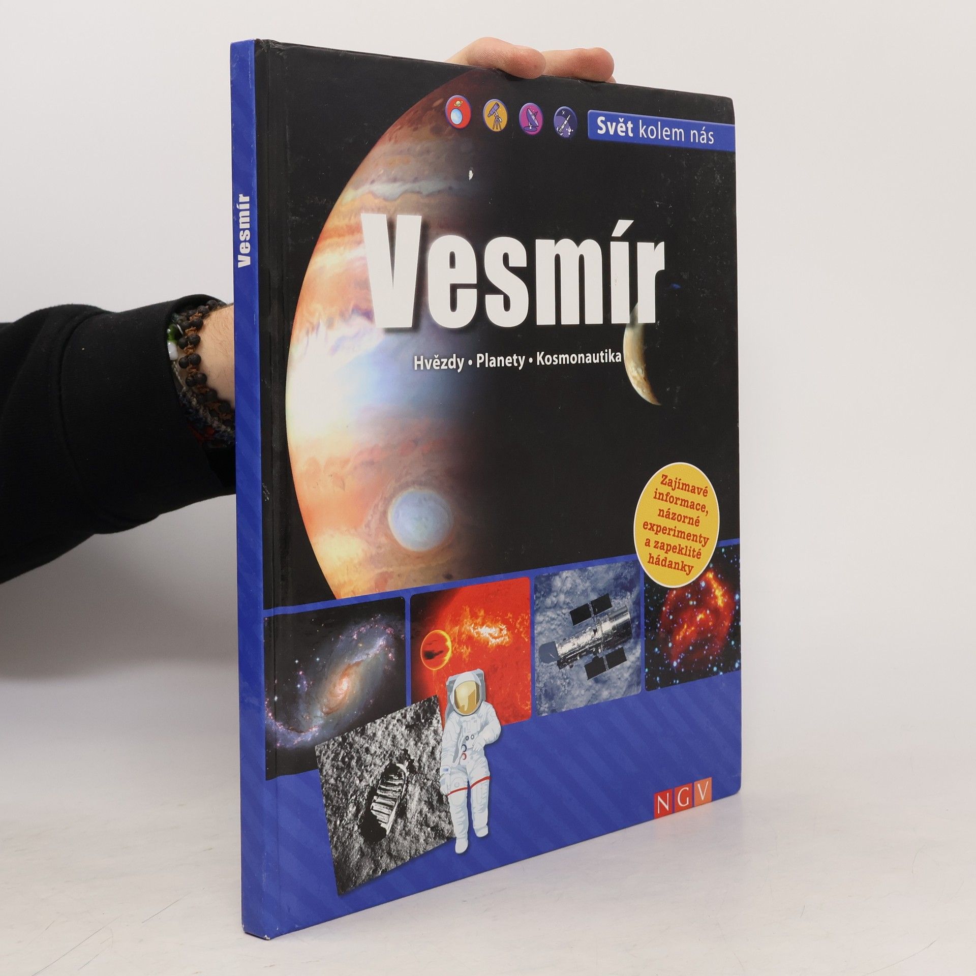 Andreas Loos Vesmír - hvězdy, planety, kosmonautika