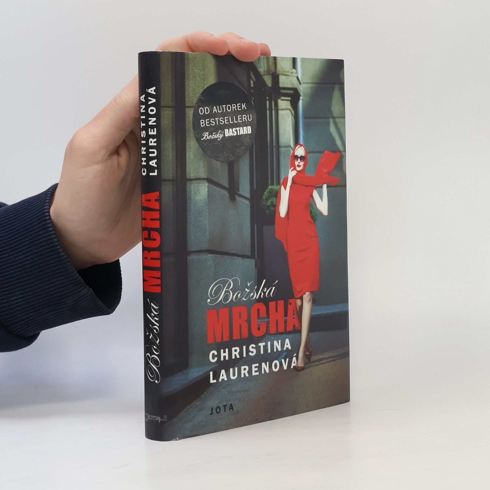 Christina Lauren Božská mrcha