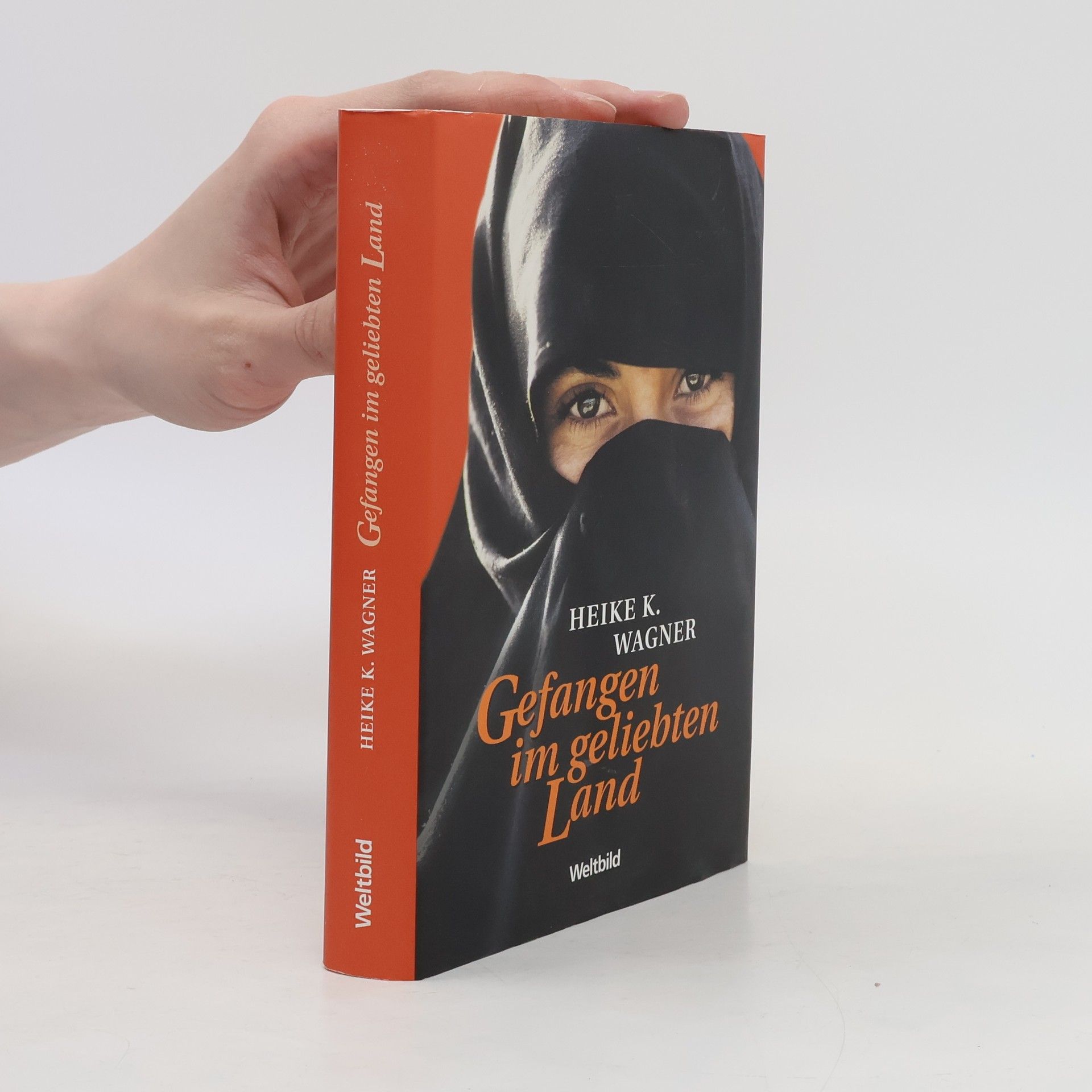 Heike K. Wagner Gefangen im geliebten Land