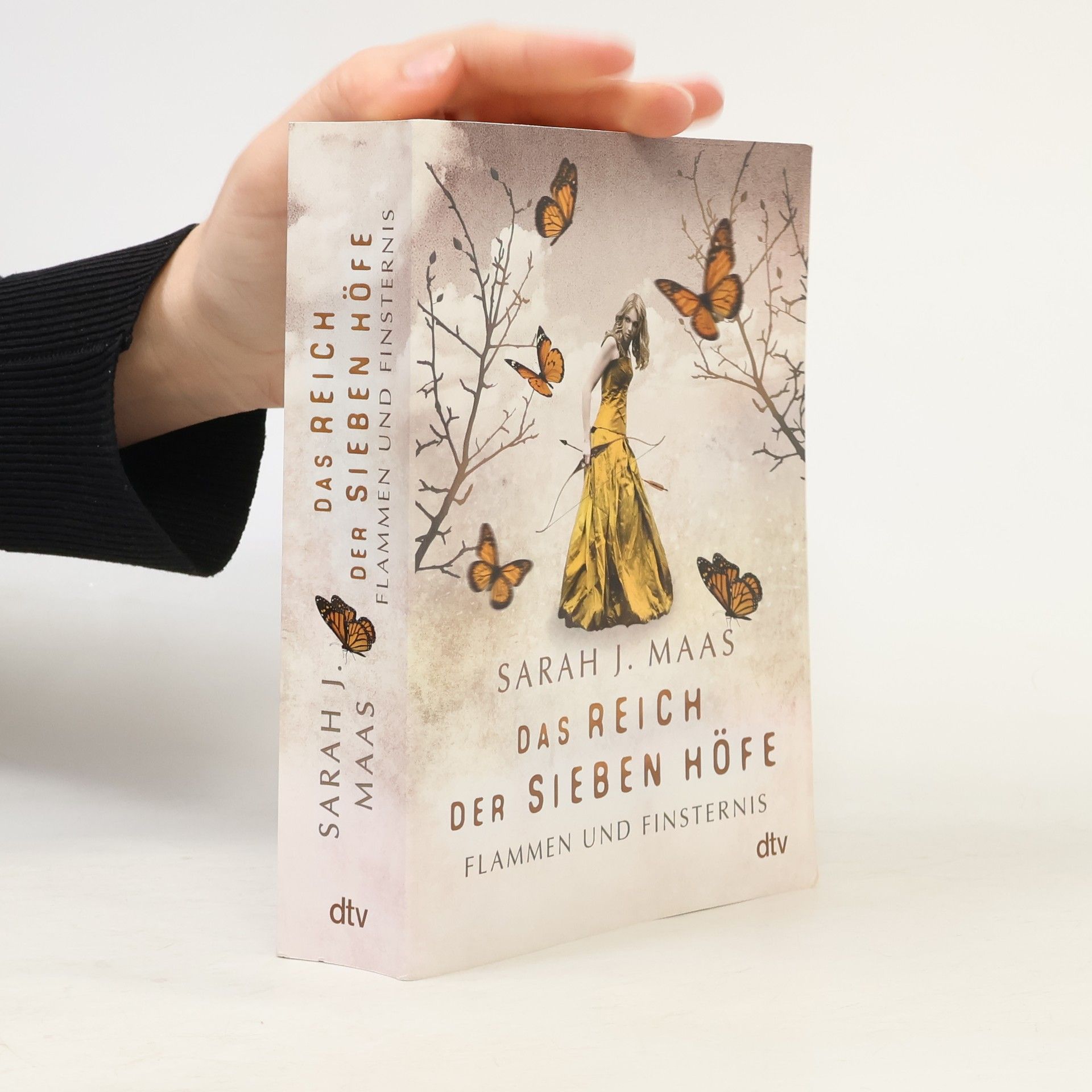 Sarah J. Maas Das Reich der Sieben Höfe. Flammen und Finsternis