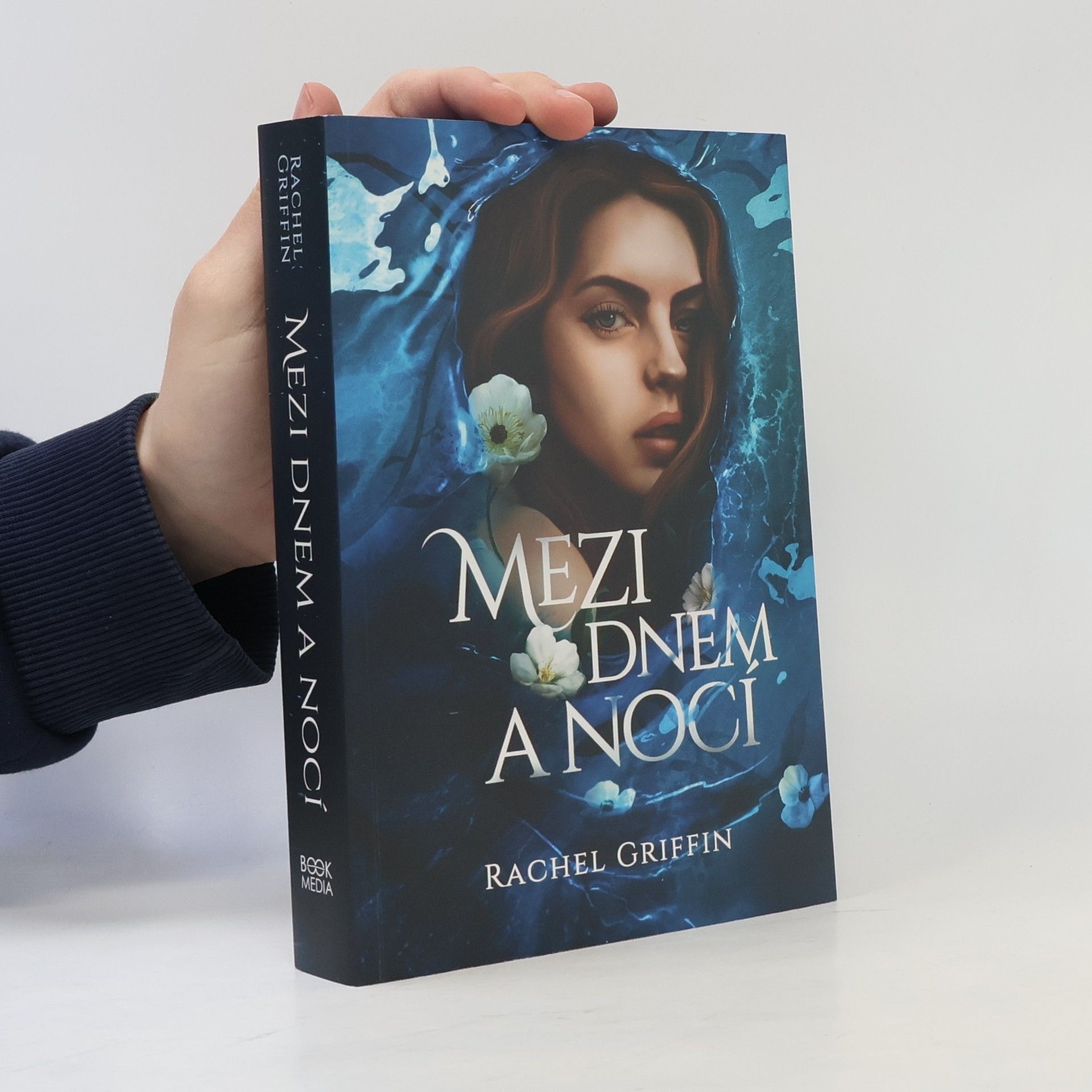 Rachel Griffin Mezi dnem a nocí