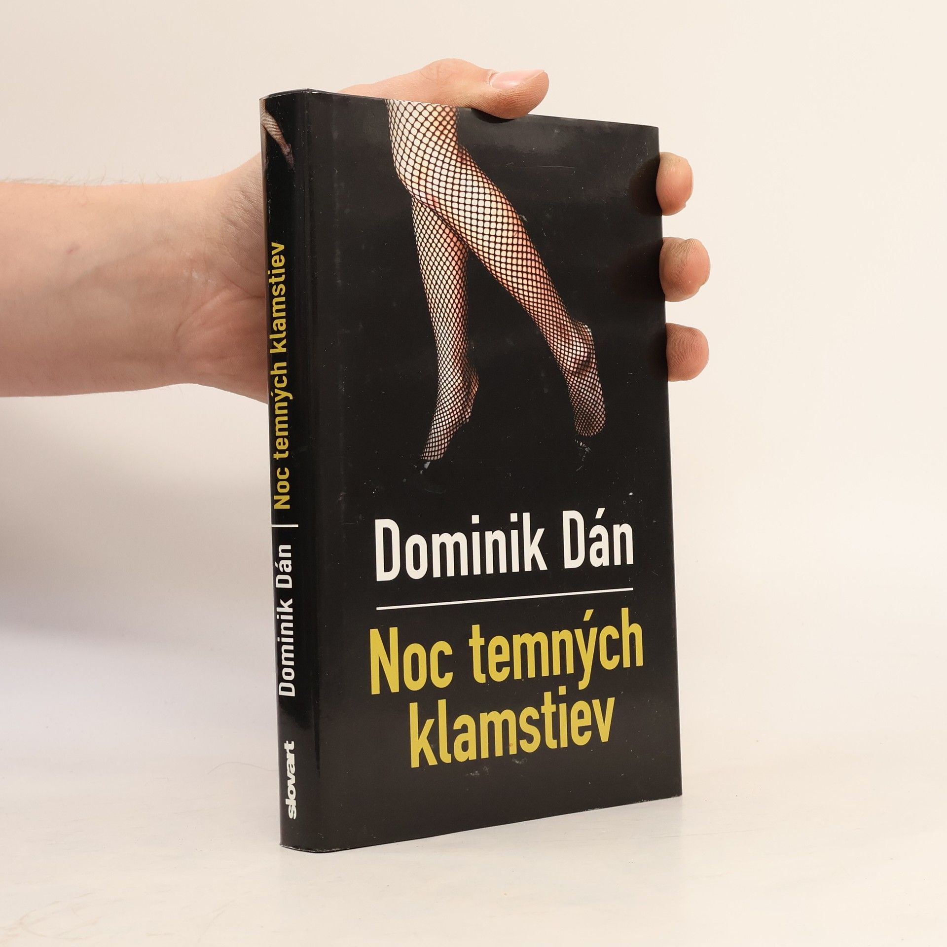Dominik Dán Noc temných klamstiev