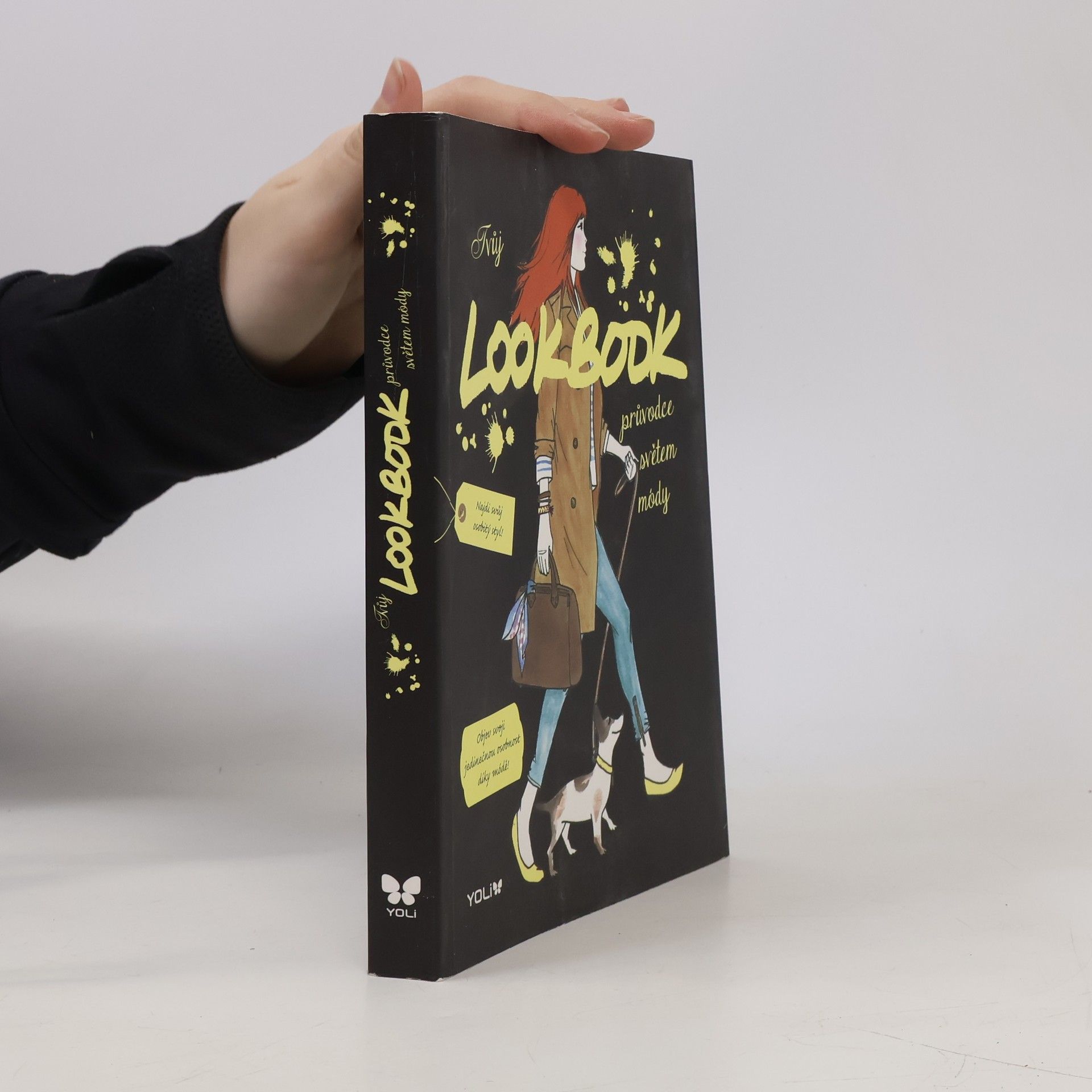 Alix de Moussac Lookbook. Tvůj průvodce světem módy