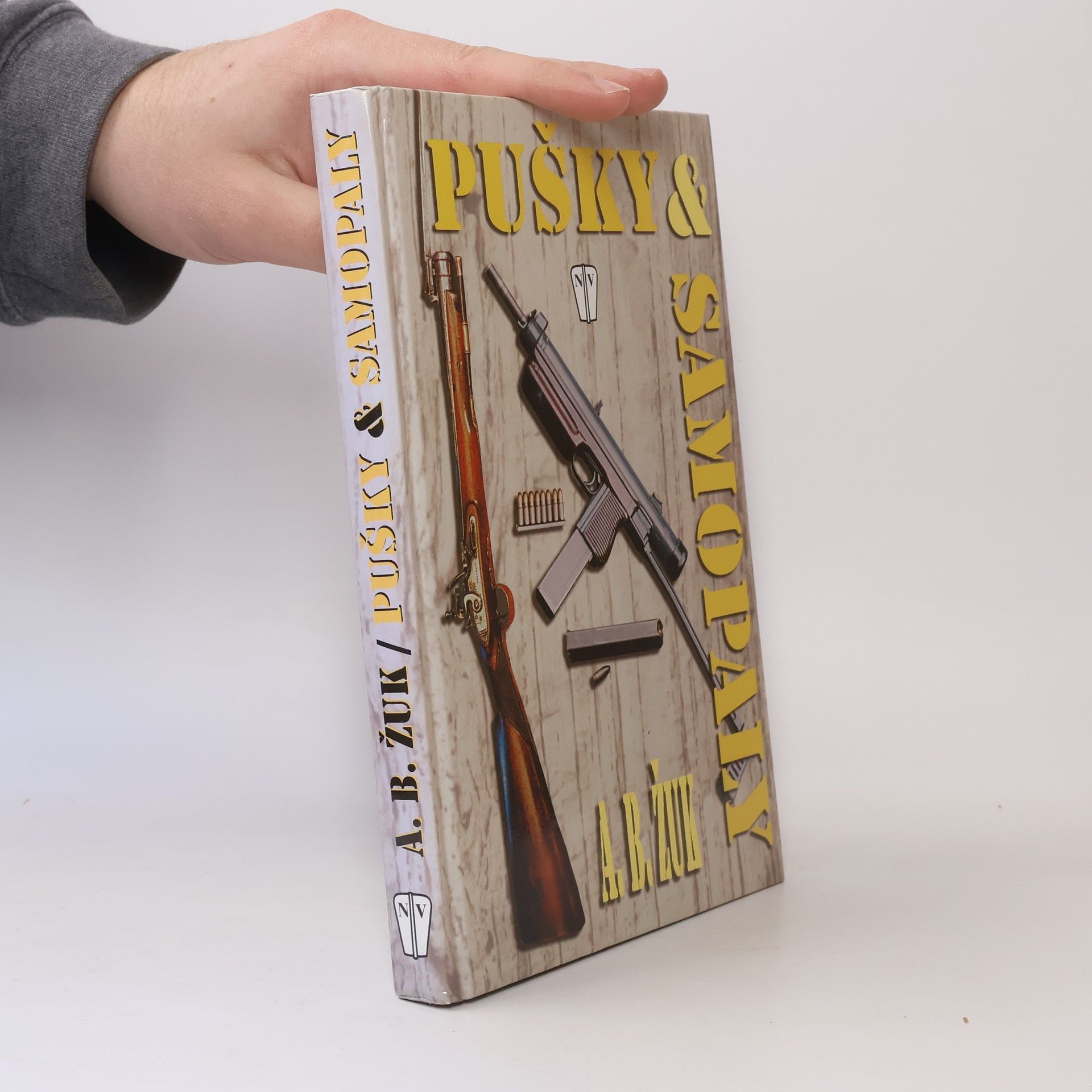 Vladimír Dolínek Pušky & samopaly