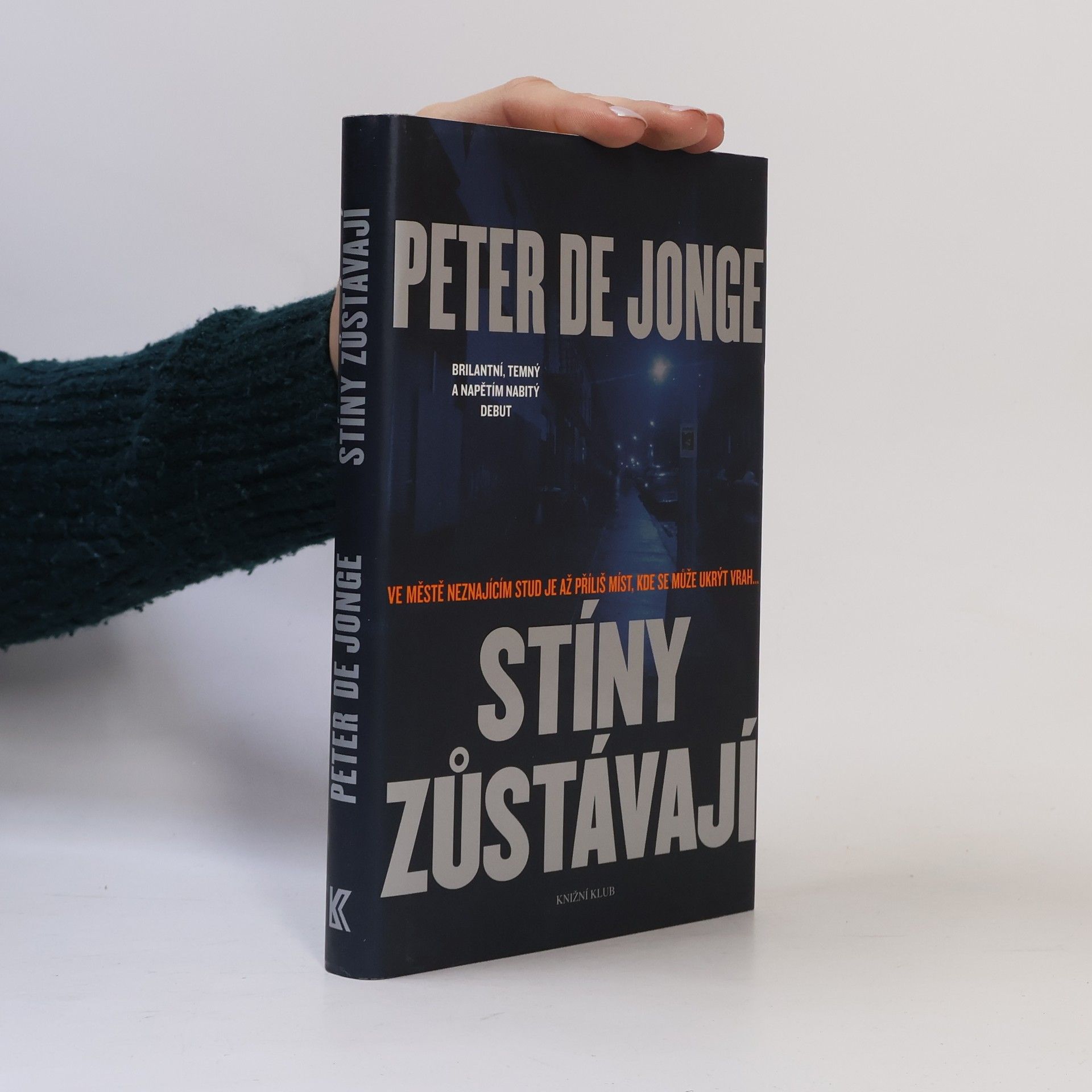 Peter de Jonge Stíny zůstávají