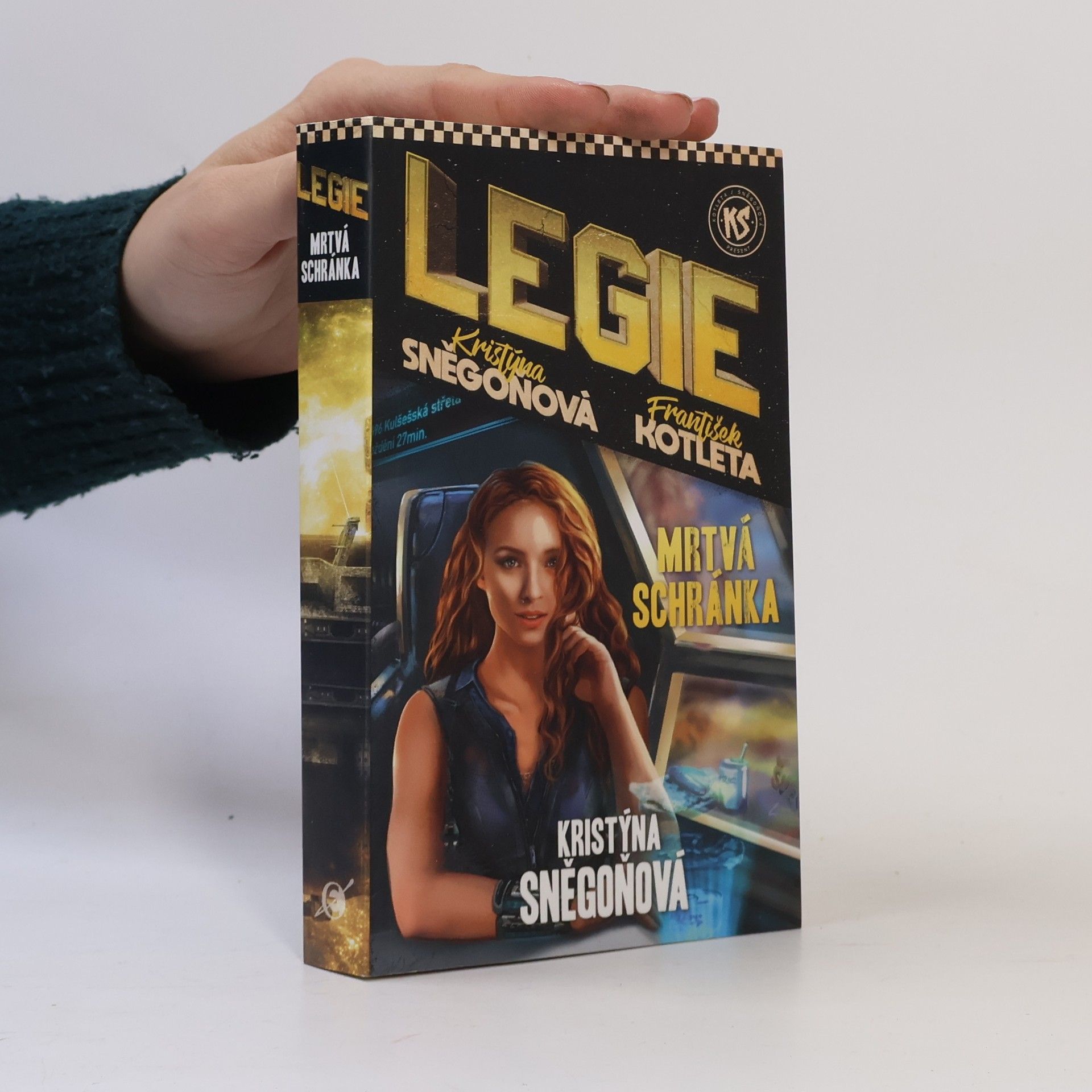 Kristýna Sněgoňová Legie. Mrtvá schránka