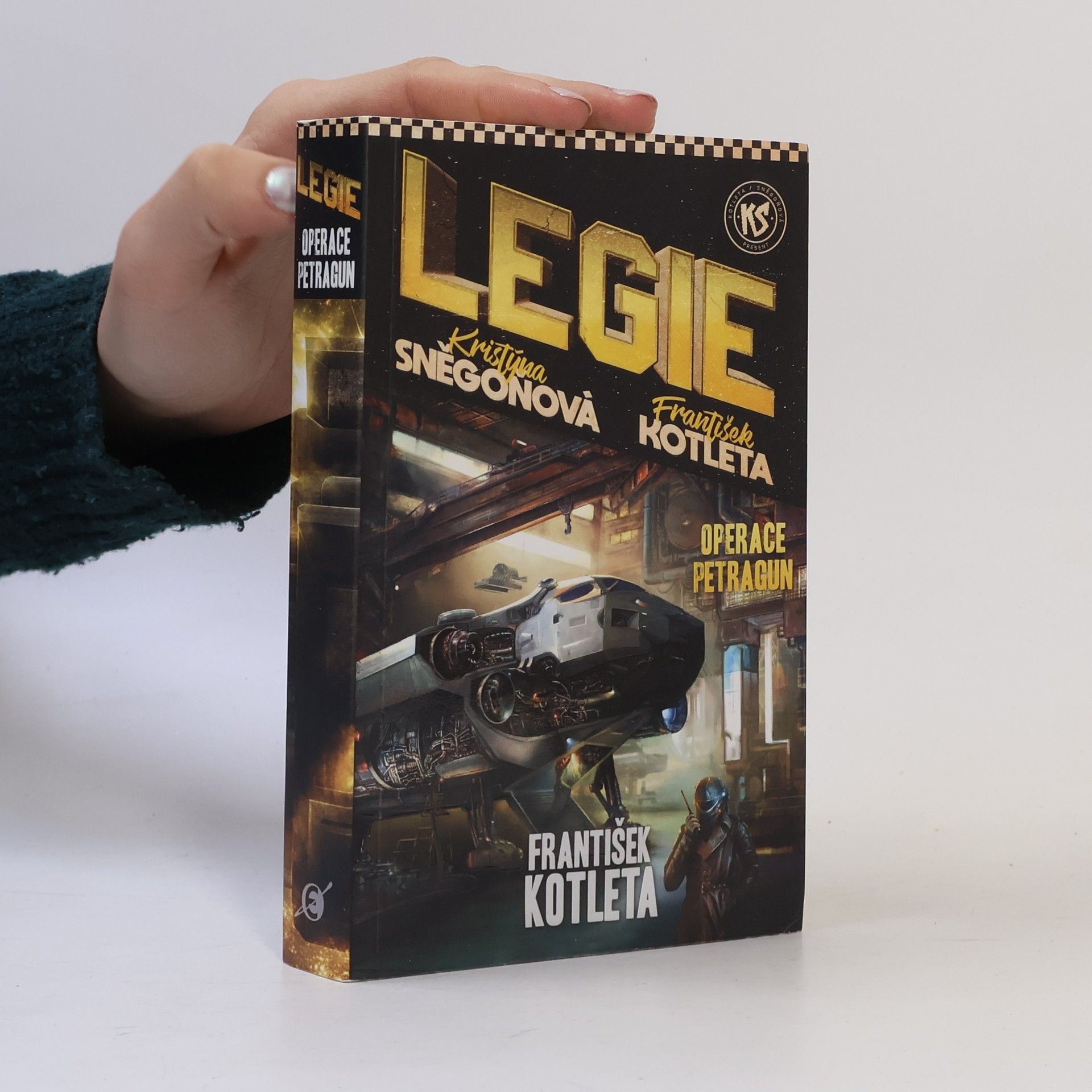 Kristýna Sněgoňová Legie. Operace Petragun