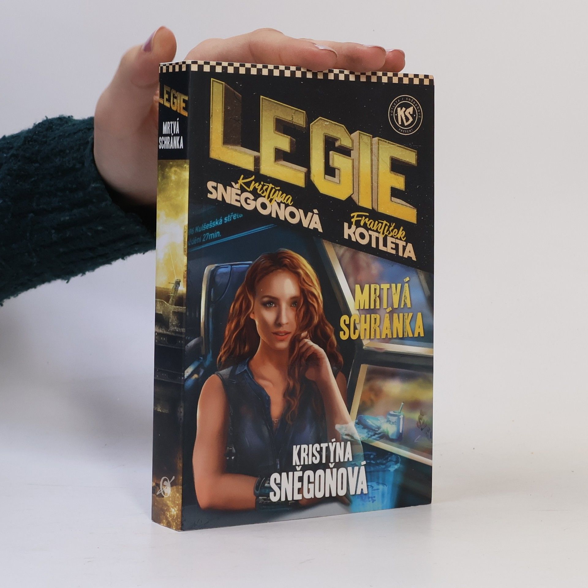 Kristýna Sněgoňová Legie. Mrtvá schránka