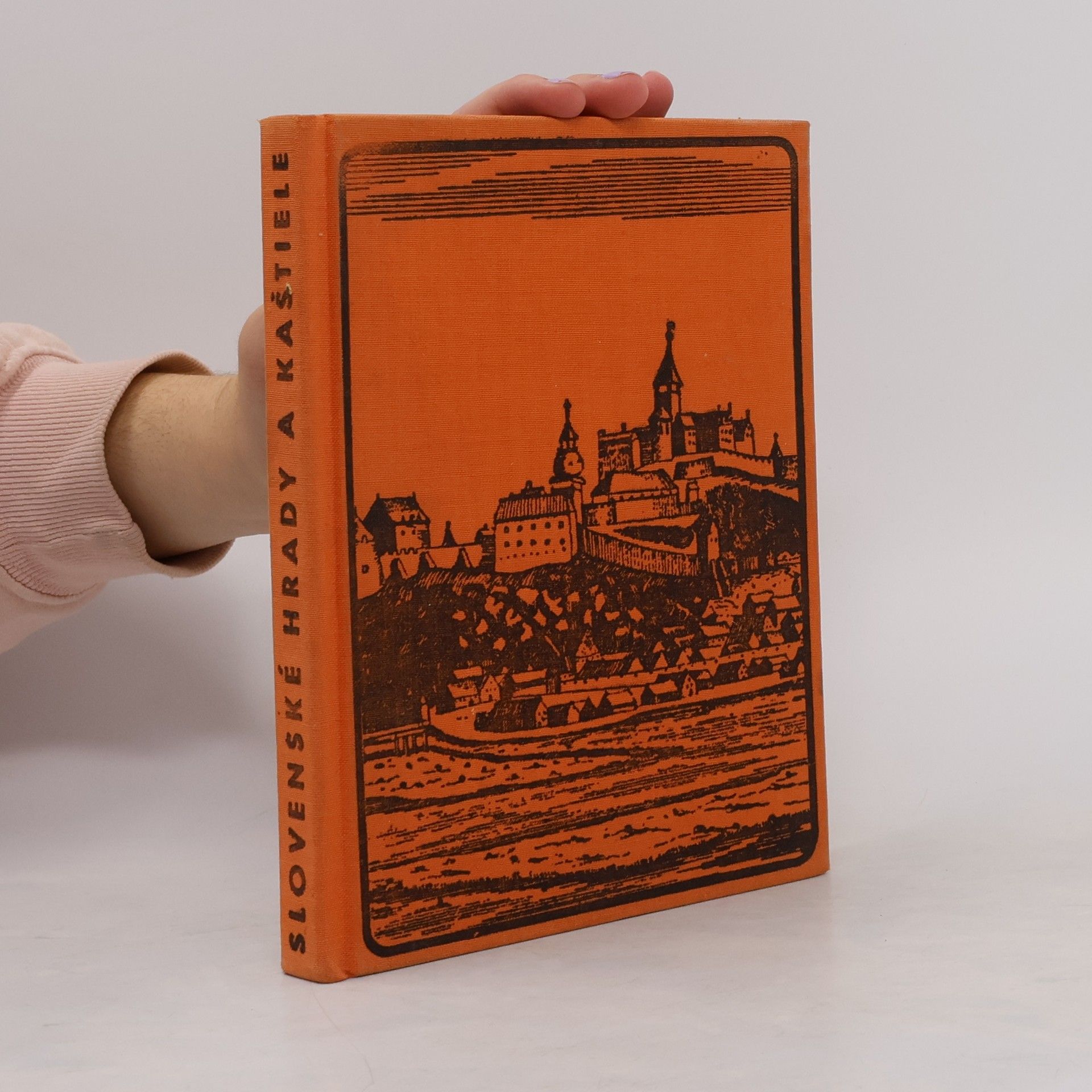 Slovenské hrady a kaštiele