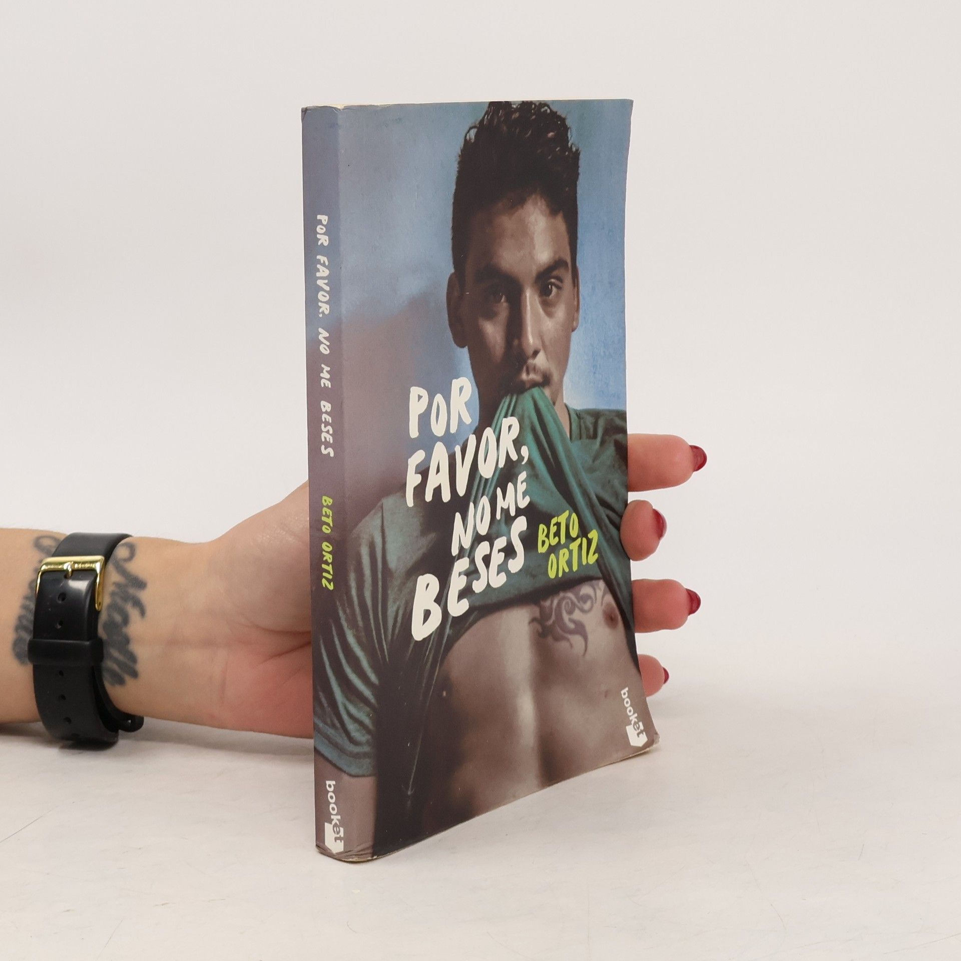 Beto Ortiz Por favor, no me beses