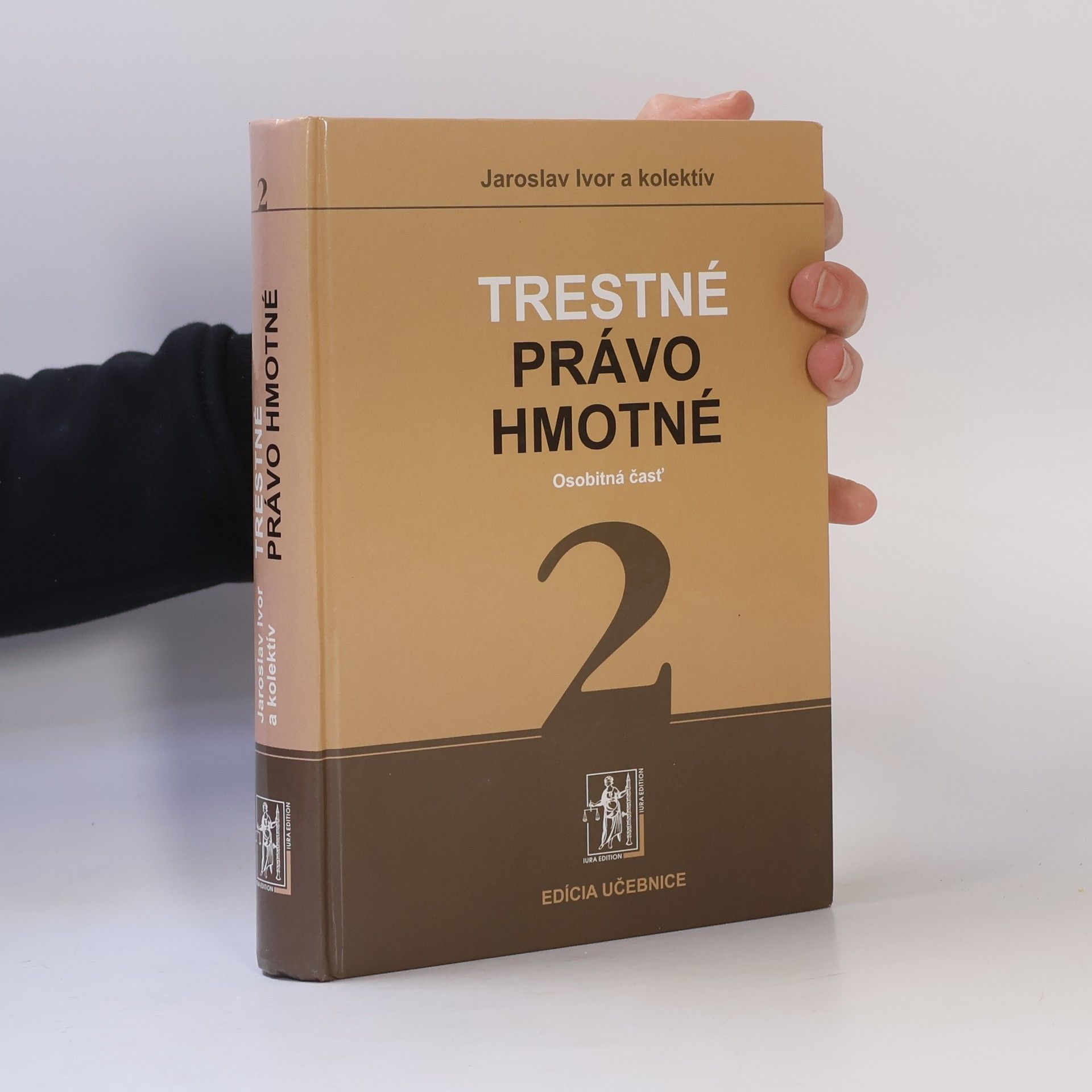 Jaroslav Ivor Trestné právo hmotné - osobitná čásť