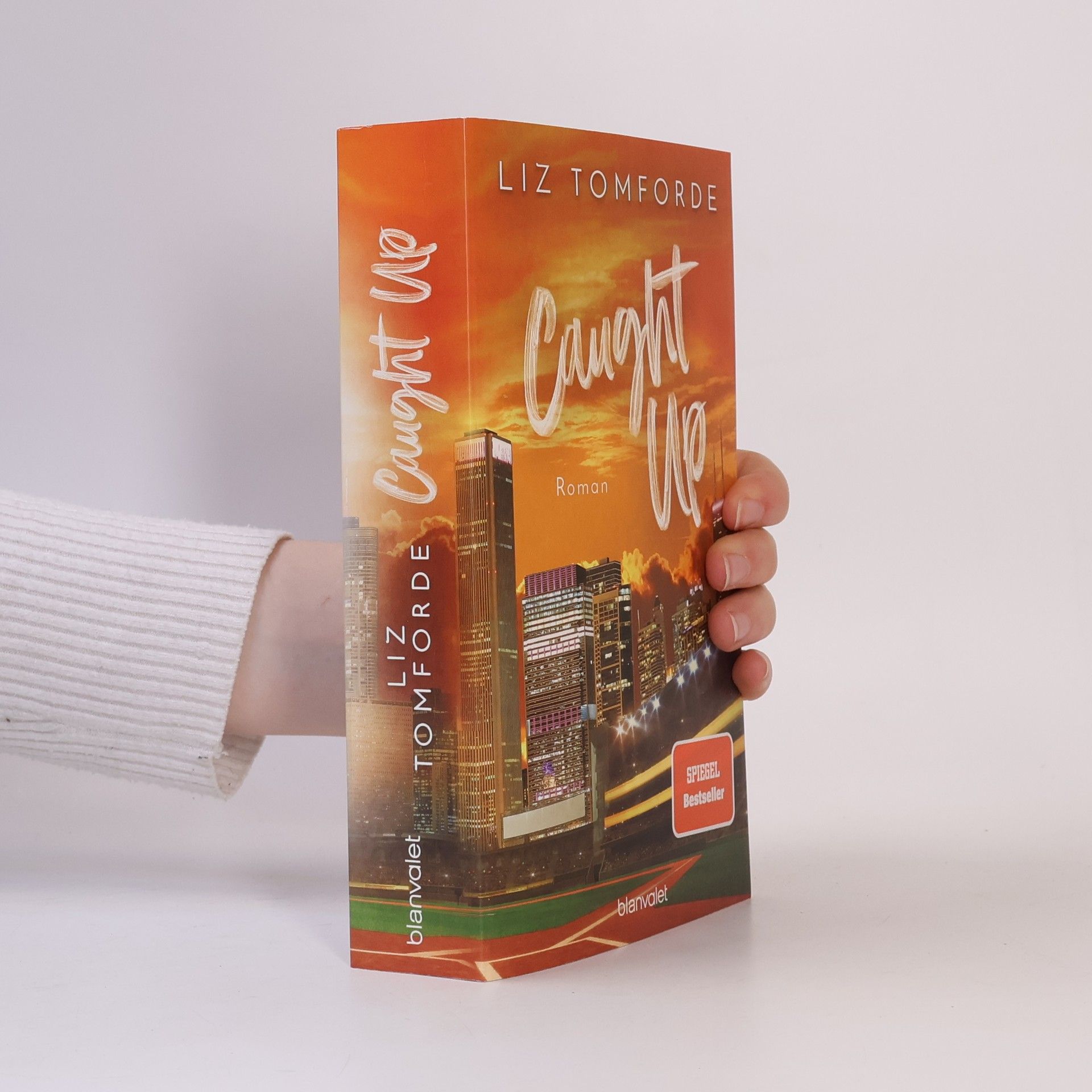 Liz Tomforde Caught up